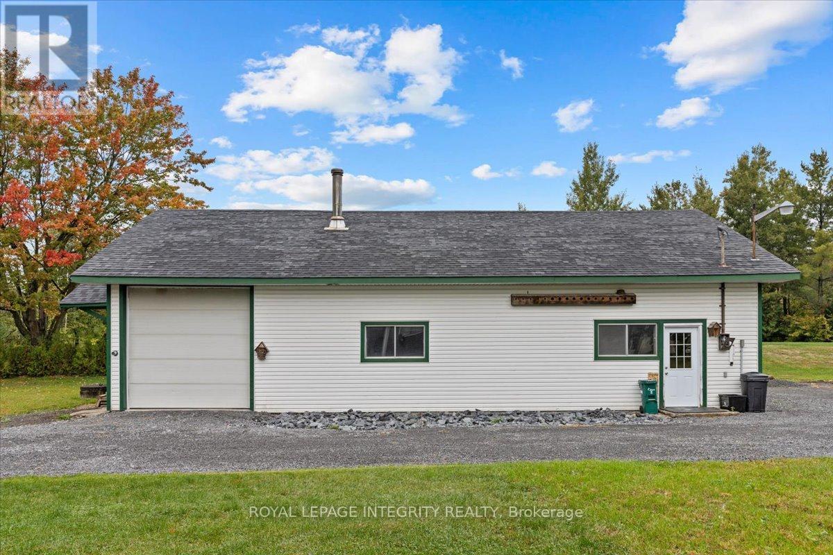 565 Vinette Road, Clarence-Rockland, Ontario  K0A 2A0 - Photo 29 - X12666076