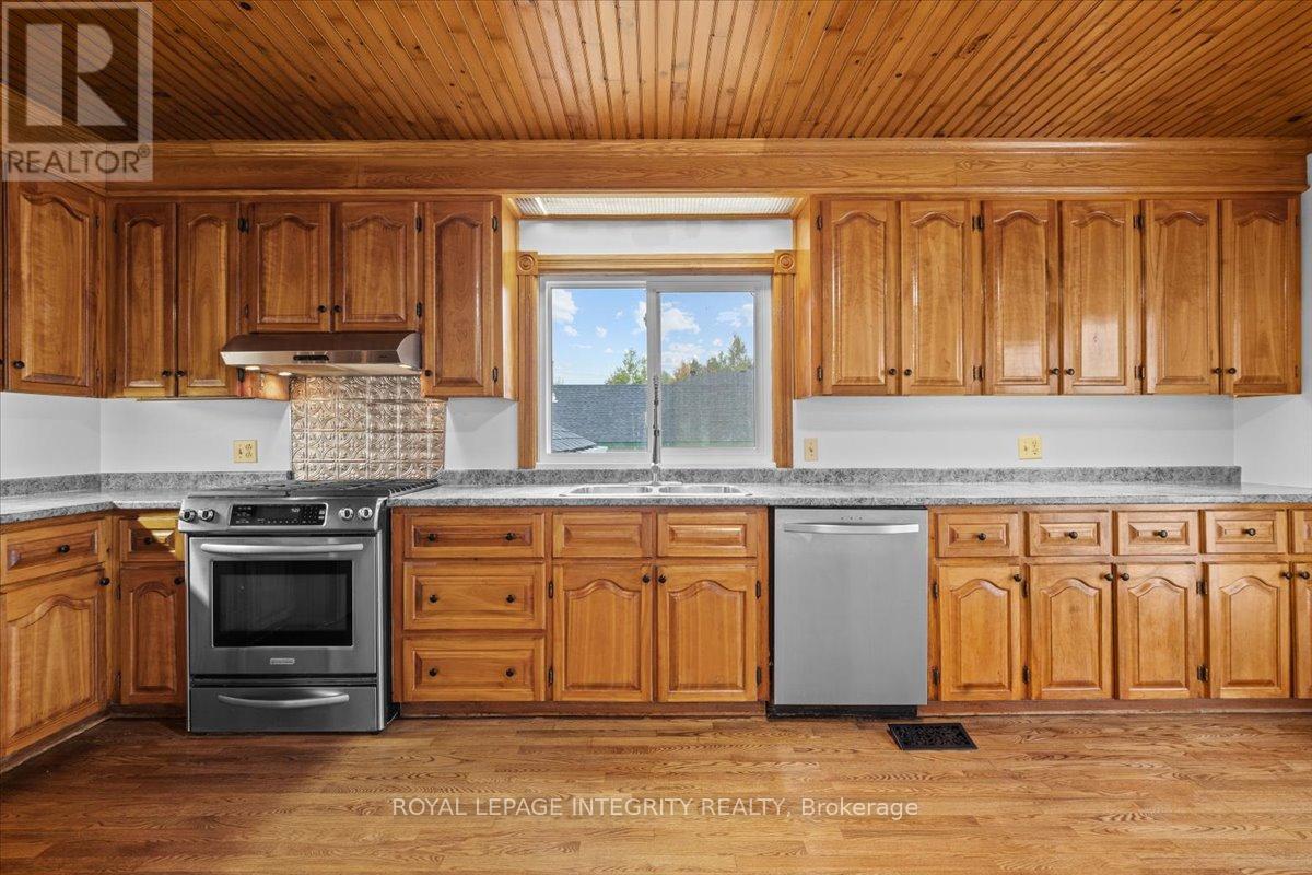 565 Vinette Road, Clarence-Rockland, Ontario  K0A 2A0 - Photo 9 - X12666076