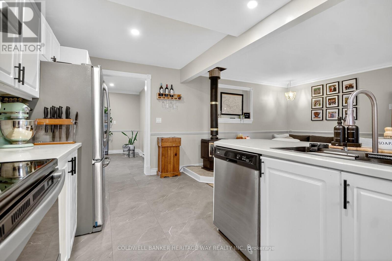 110 Elm Avenue, Beckwith, Ontario  K7C 0C4 - Photo 12 - X12666092