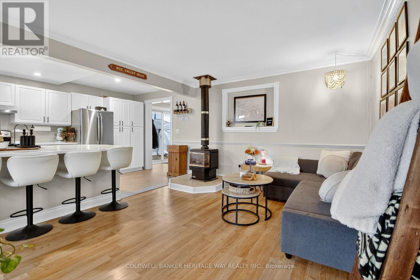 110 Elm Avenue, Beckwith, Ontario  K7C 0C4 - Photo 16 - X12666092