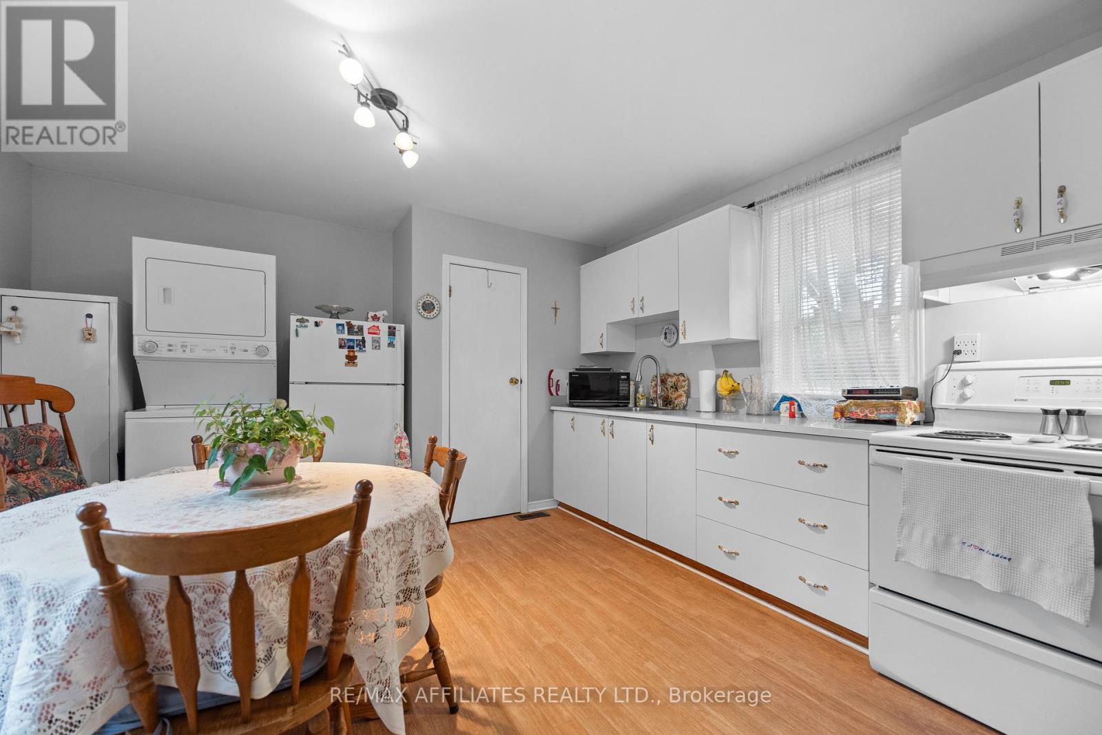 18 Cockburn Street, Perth, Ontario  K7H 2A9 - Photo 17 - X12666108