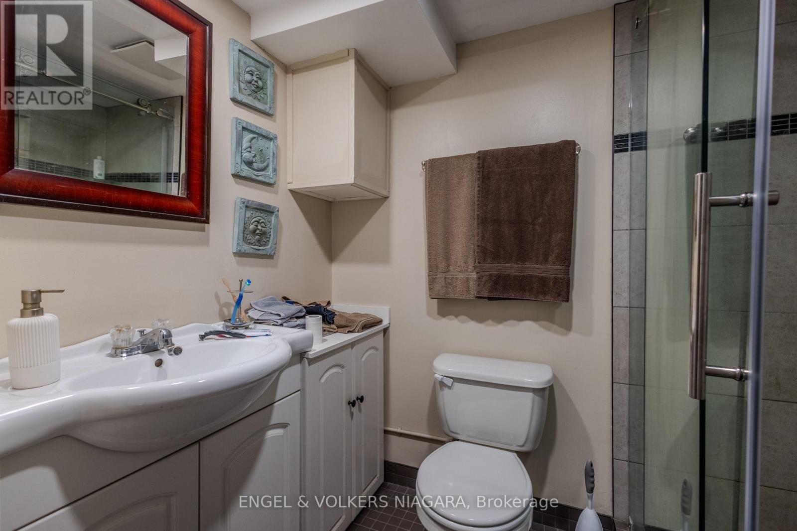 61 Hamilton Street E, St. Catharines, Ontario  L2S 1K8 - Photo 23 - X12665886