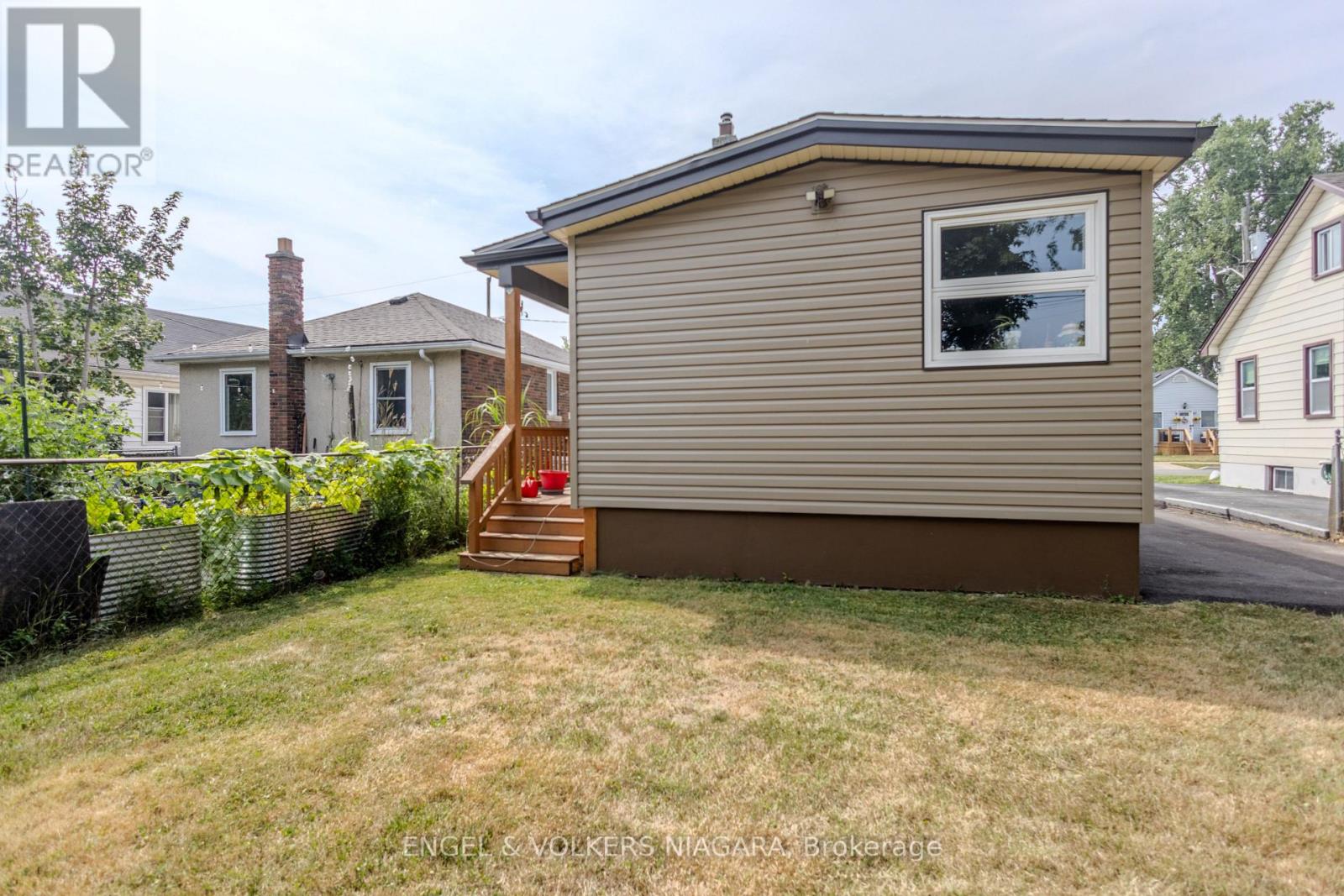 61 Hamilton Street E, St. Catharines, Ontario  L2S 1K8 - Photo 34 - X12665886