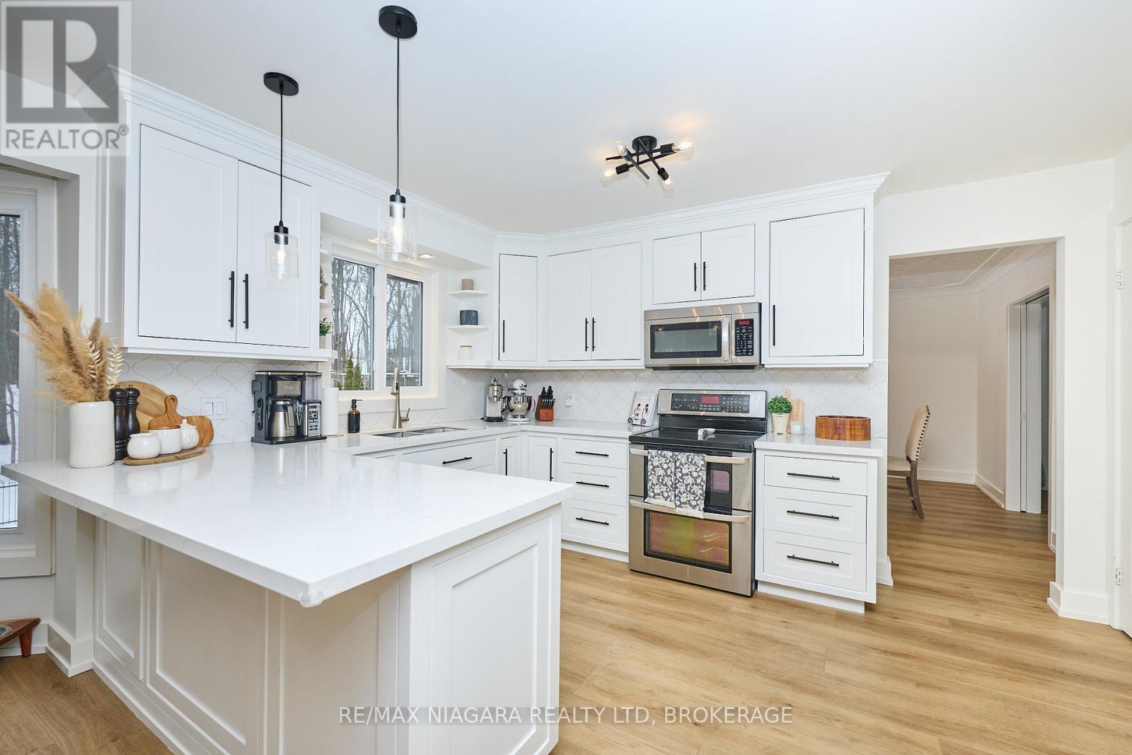 35 Berkwood Place, Pelham (Fonthill), Ontario  L0S 1E2 - Photo 11 - X12666014