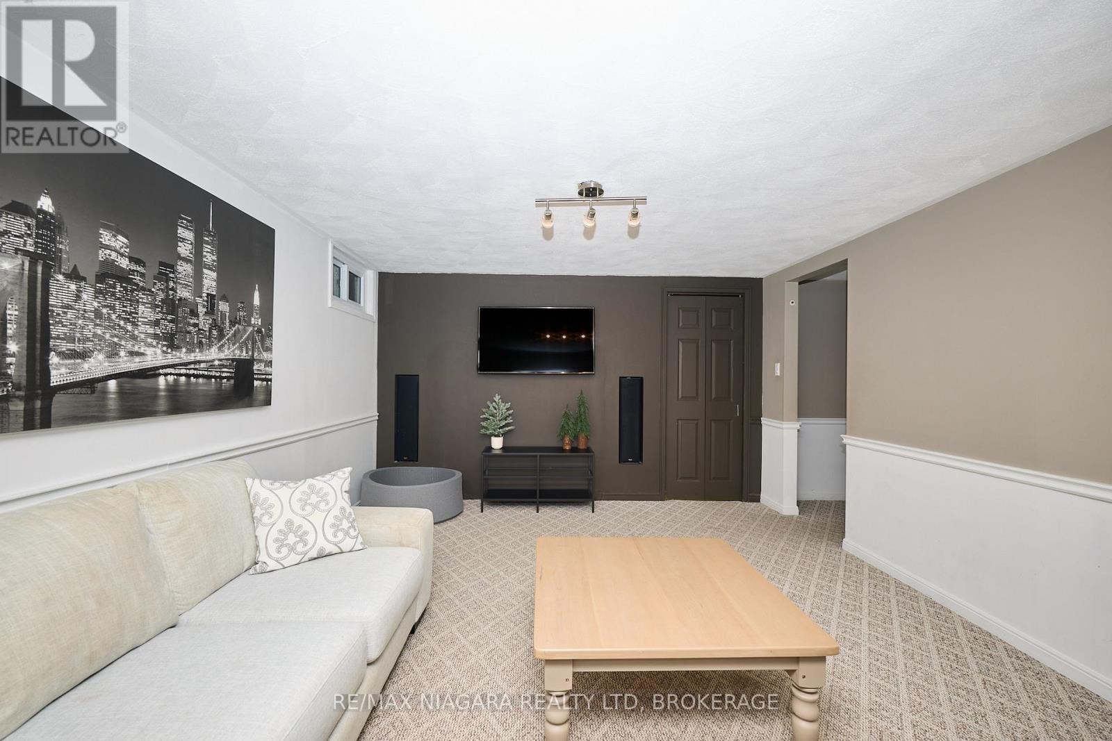 35 Berkwood Place, Pelham (Fonthill), Ontario  L0S 1E2 - Photo 35 - X12666014