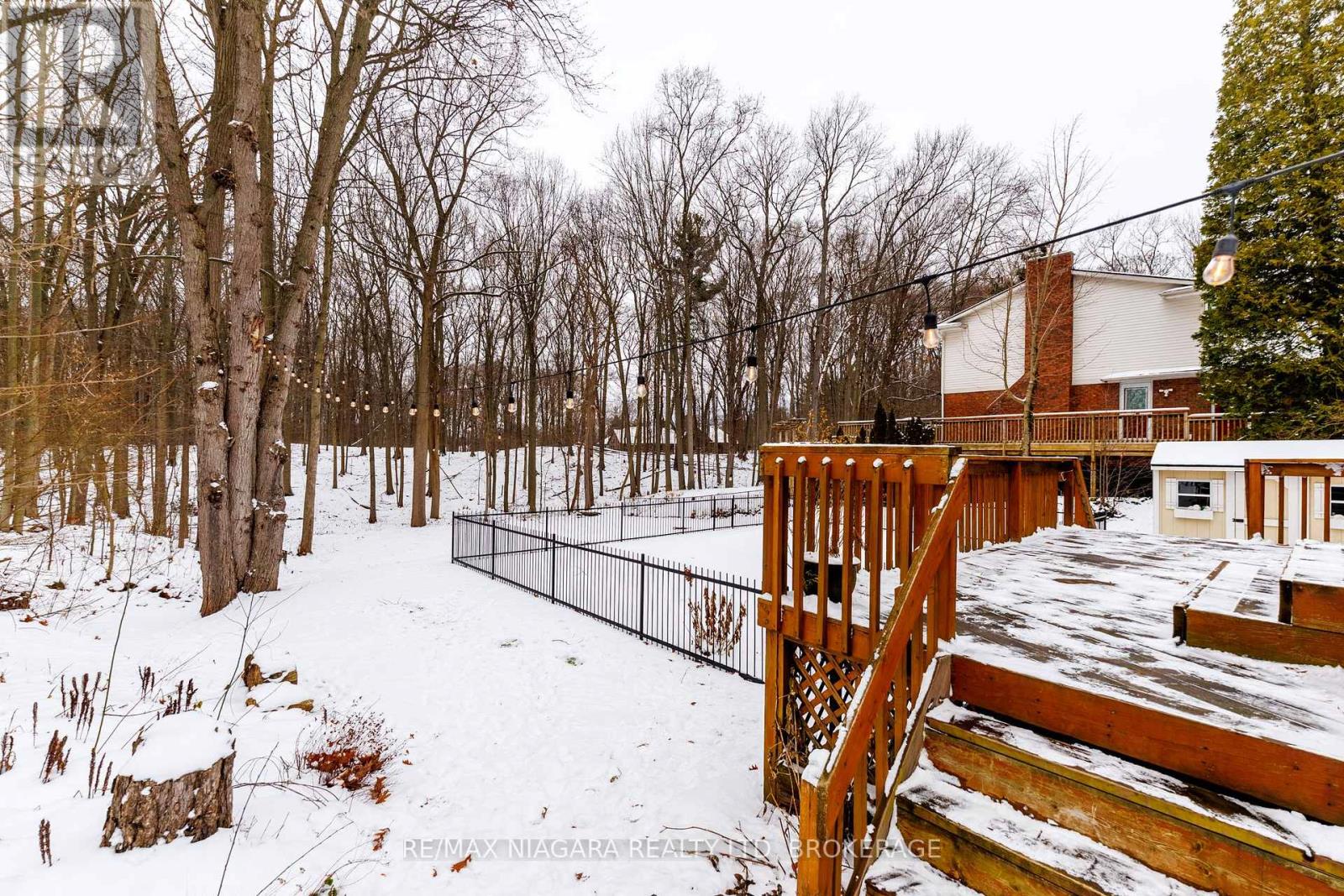 35 Berkwood Place, Pelham (Fonthill), Ontario  L0S 1E2 - Photo 38 - X12666014