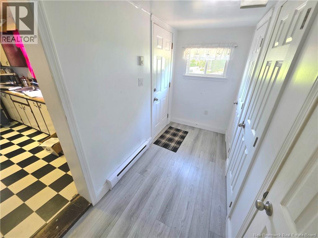 63 First Avenue, Mcadam, New Brunswick  E6J 1S7 - Photo 10 - NB131700