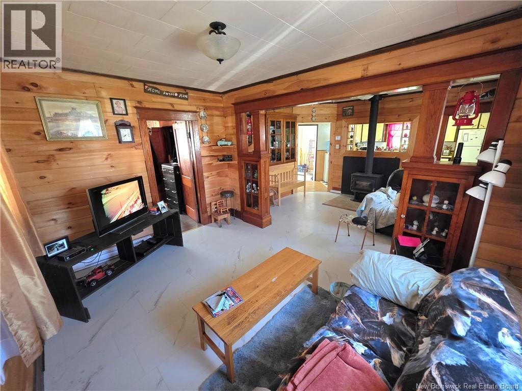 63 First Avenue, Mcadam, New Brunswick  E6J 1S7 - Photo 17 - NB131700