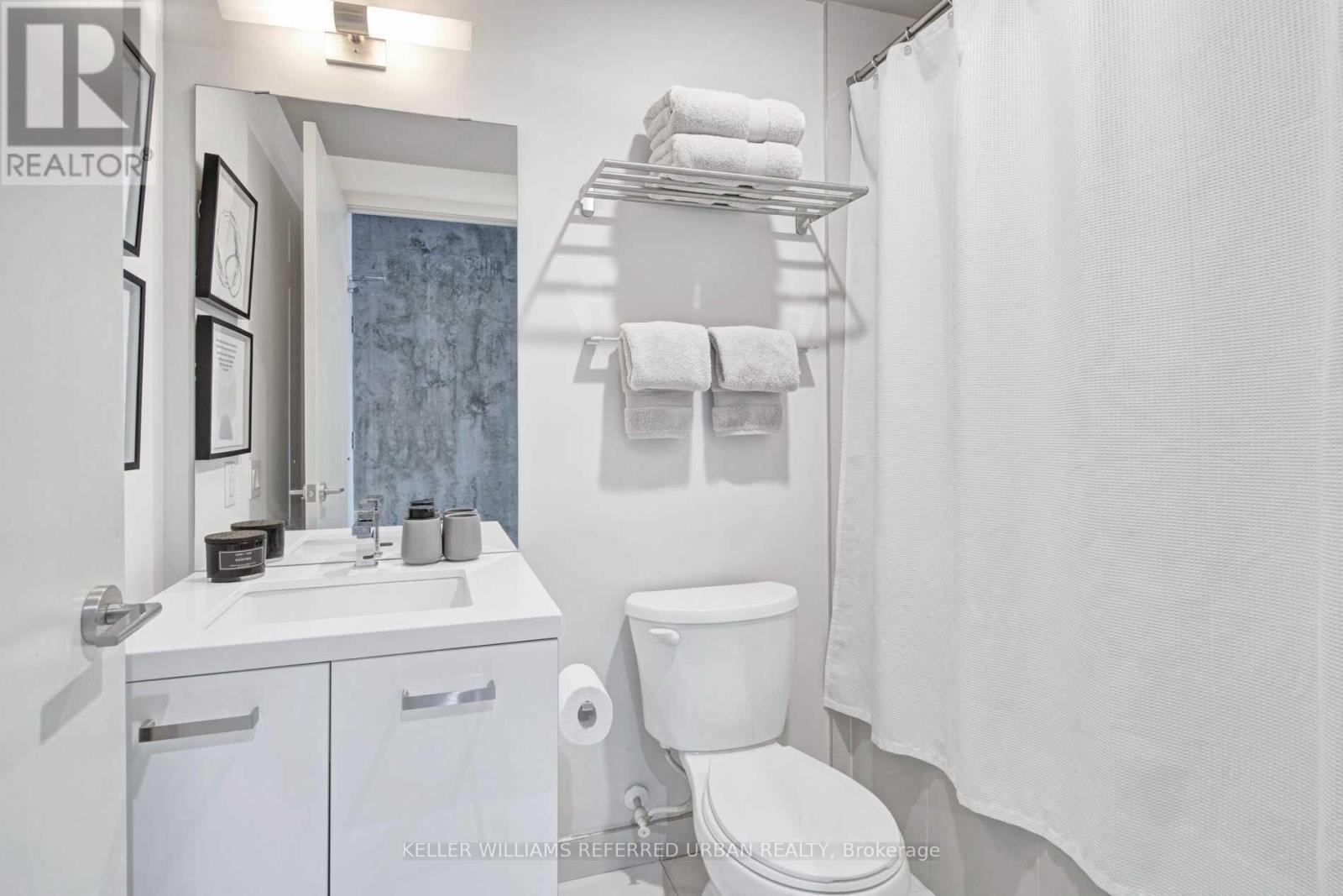 808 - 39 Brant Street, Toronto, Ontario  M5V 0M8 - Photo 15 - C12665876