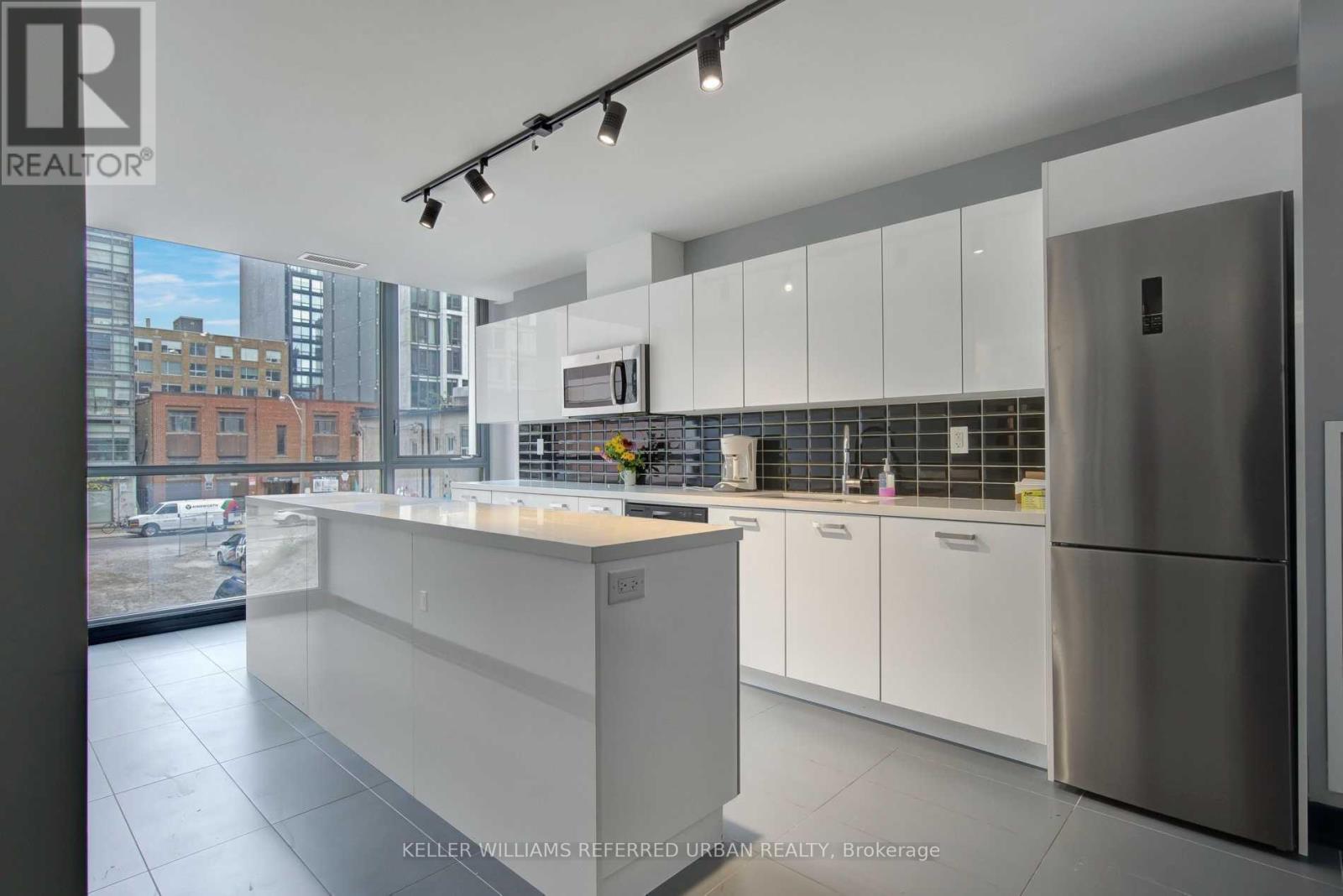 808 - 39 Brant Street, Toronto, Ontario  M5V 0M8 - Photo 23 - C12665876