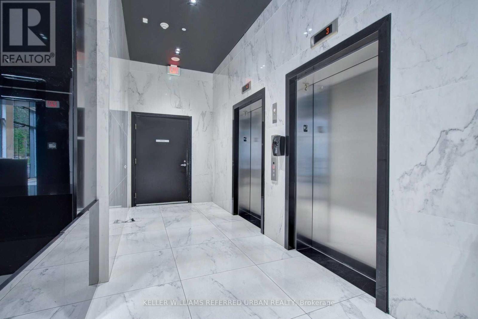 808 - 39 Brant Street, Toronto, Ontario  M5V 0M8 - Photo 5 - C12665876