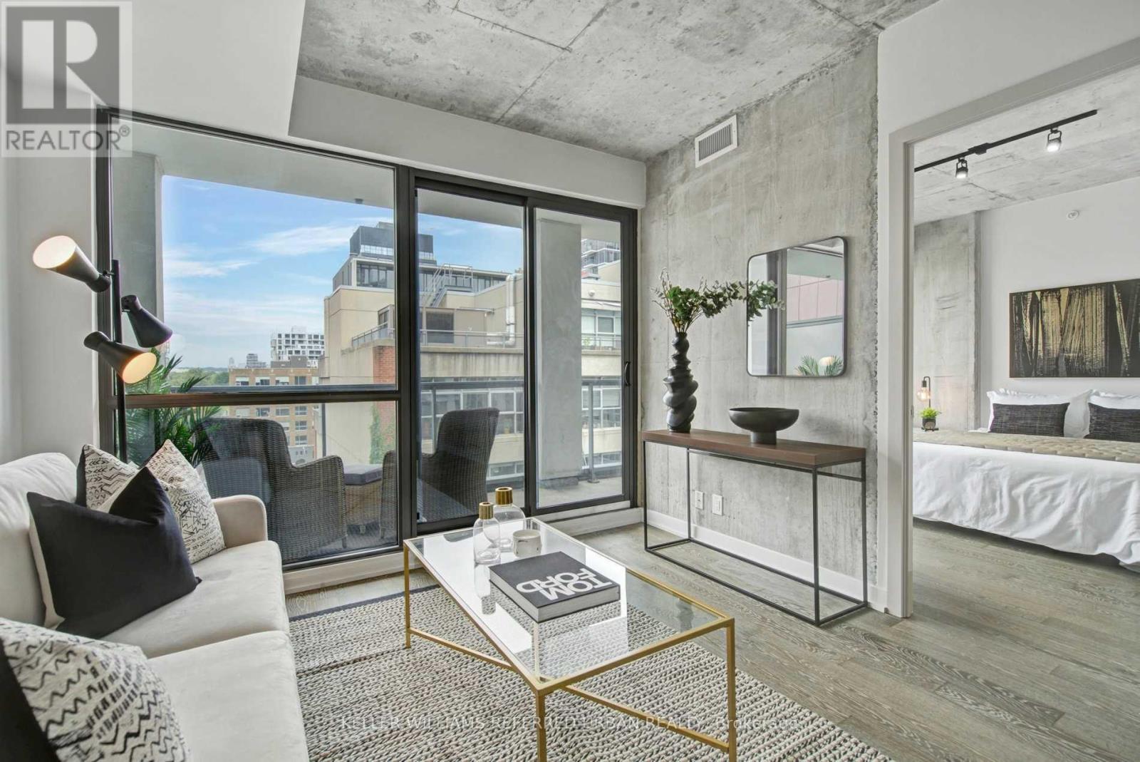 808 - 39 Brant Street, Toronto, Ontario  M5V 0M8 - Photo 6 - C12665876