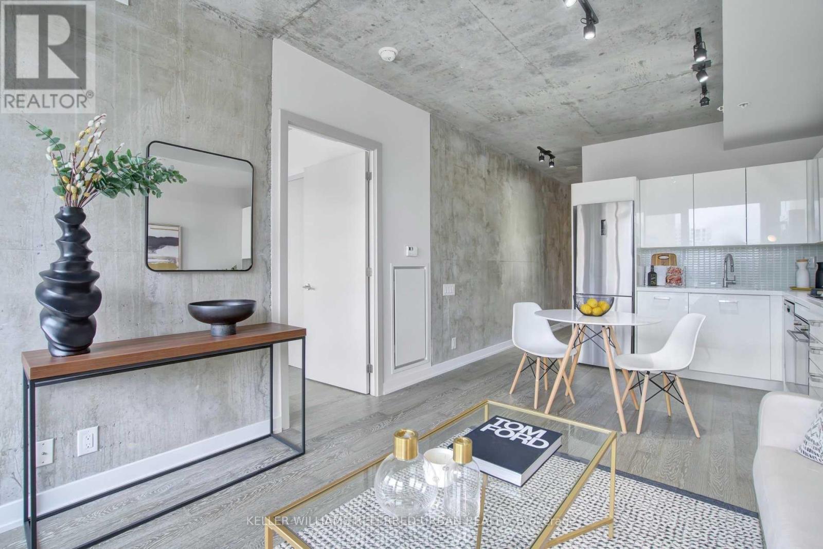 808 - 39 Brant Street, Toronto, Ontario  M5V 0M8 - Photo 7 - C12665876