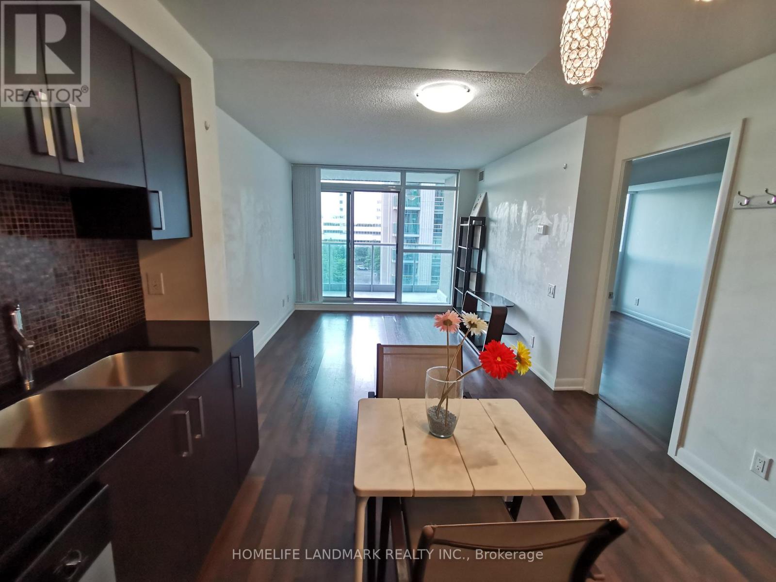 703 - 17 Anndale Drive, Toronto, Ontario  M2N 2W7 - Photo 8 - C12665968