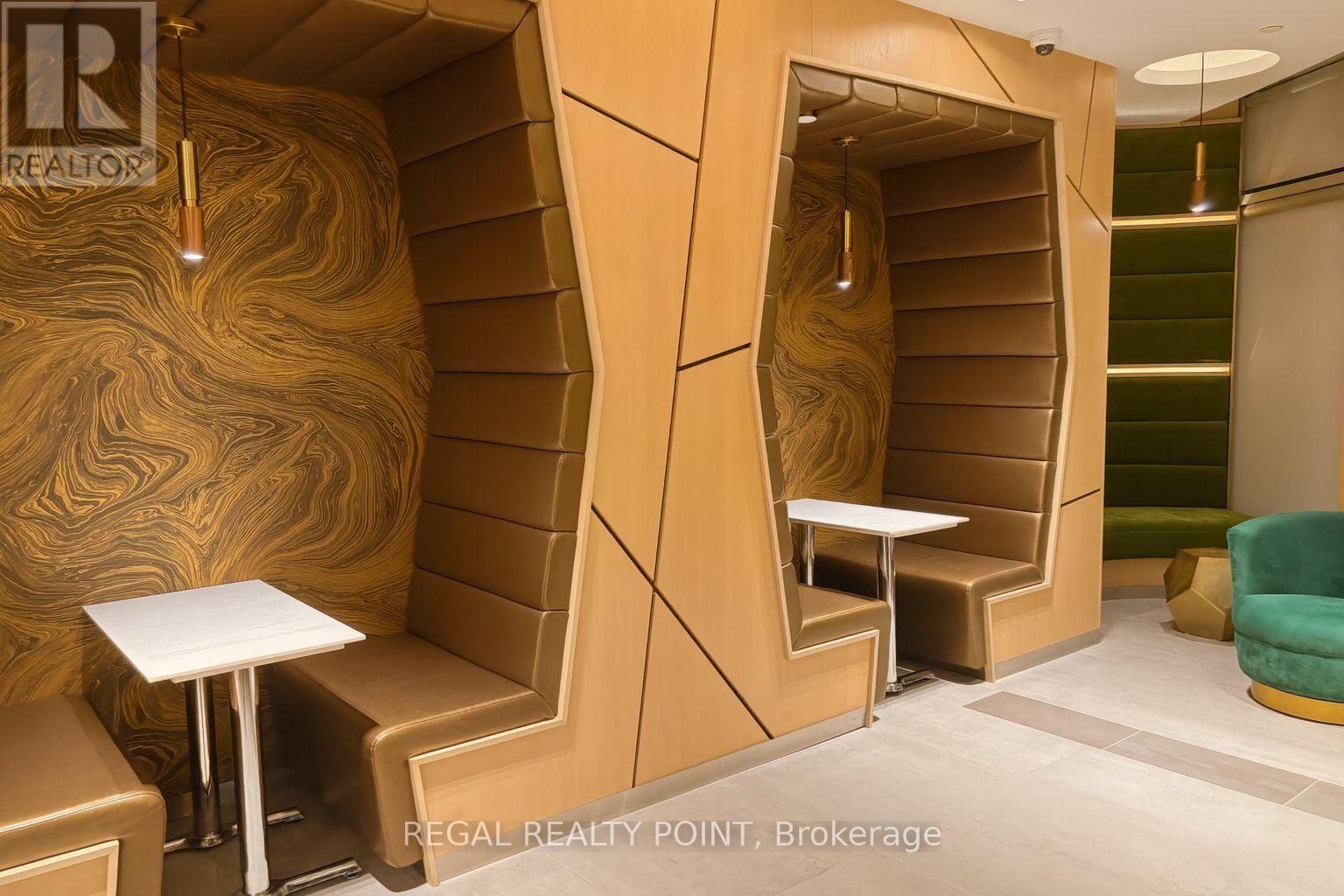 605 - 21 Carlton Street, Toronto, Ontario  M5B 1L3 - Photo 11 - C12665976