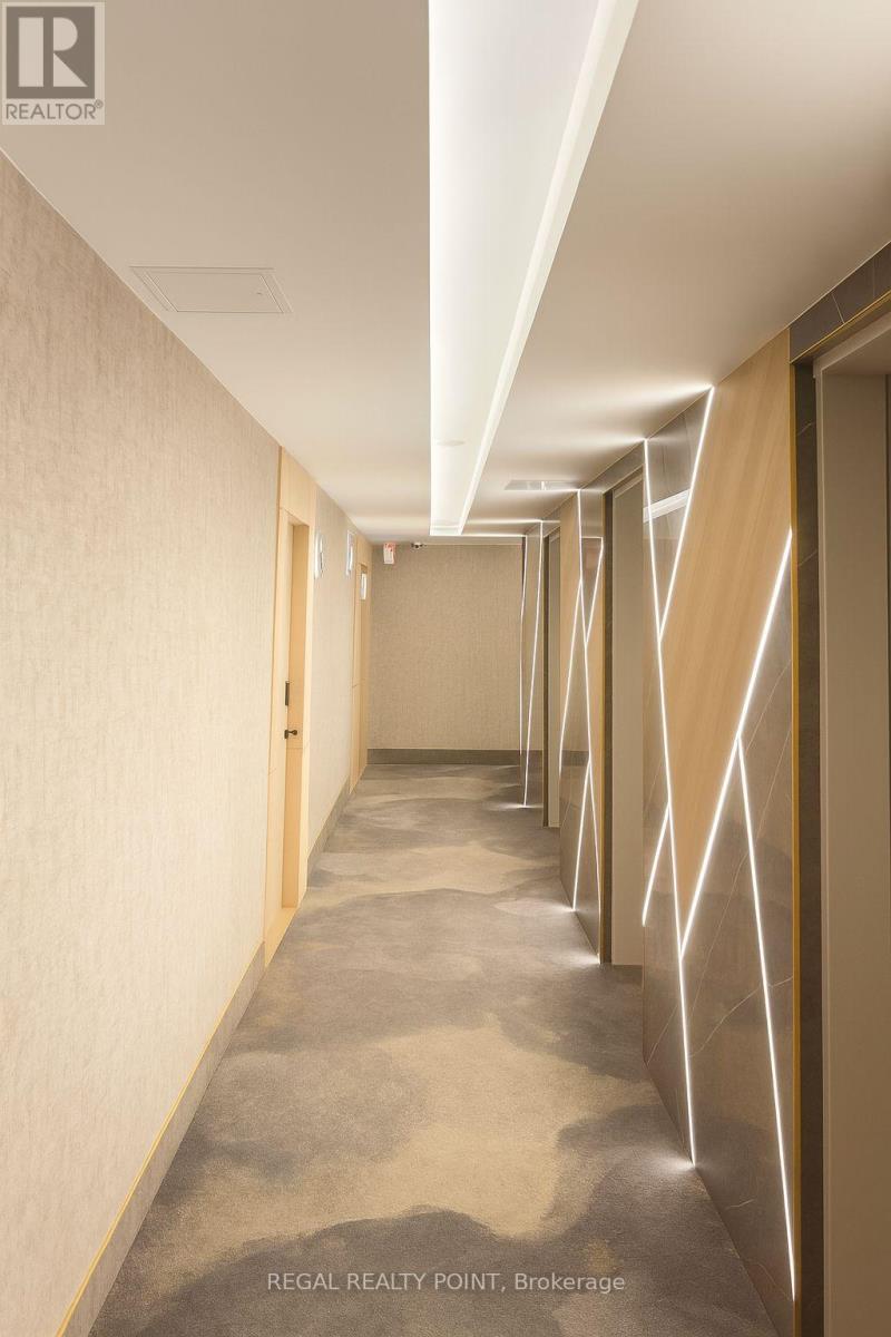 605 - 21 Carlton Street, Toronto, Ontario  M5B 1L3 - Photo 9 - C12665976