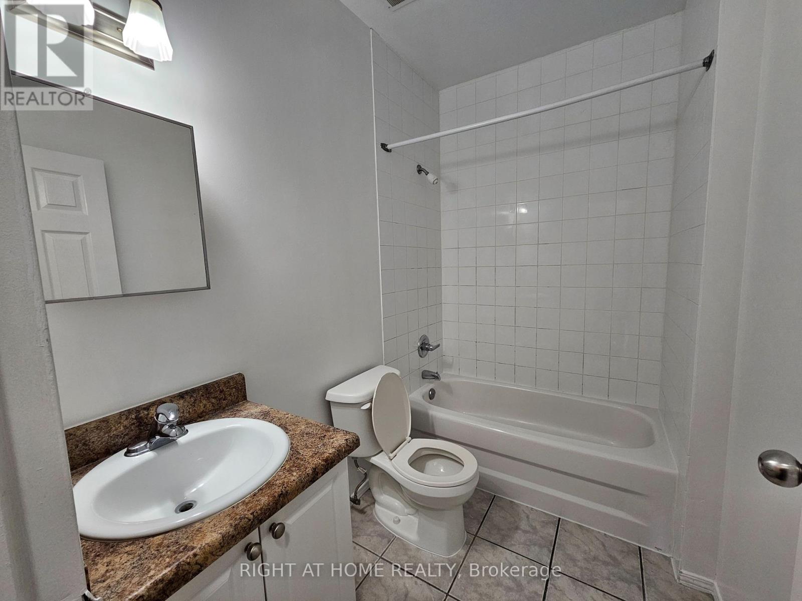 307 - 1801 Eglinton Avenue W, Toronto, Ontario  M6E 2H7 - Photo 17 - C12666034