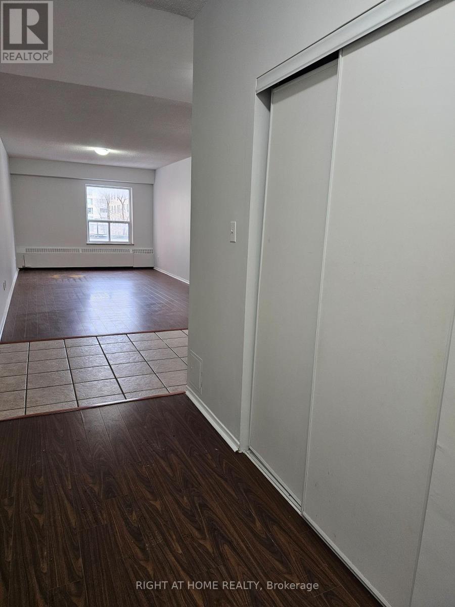 307 - 1801 Eglinton Avenue W, Toronto, Ontario  M6E 2H7 - Photo 19 - C12666034