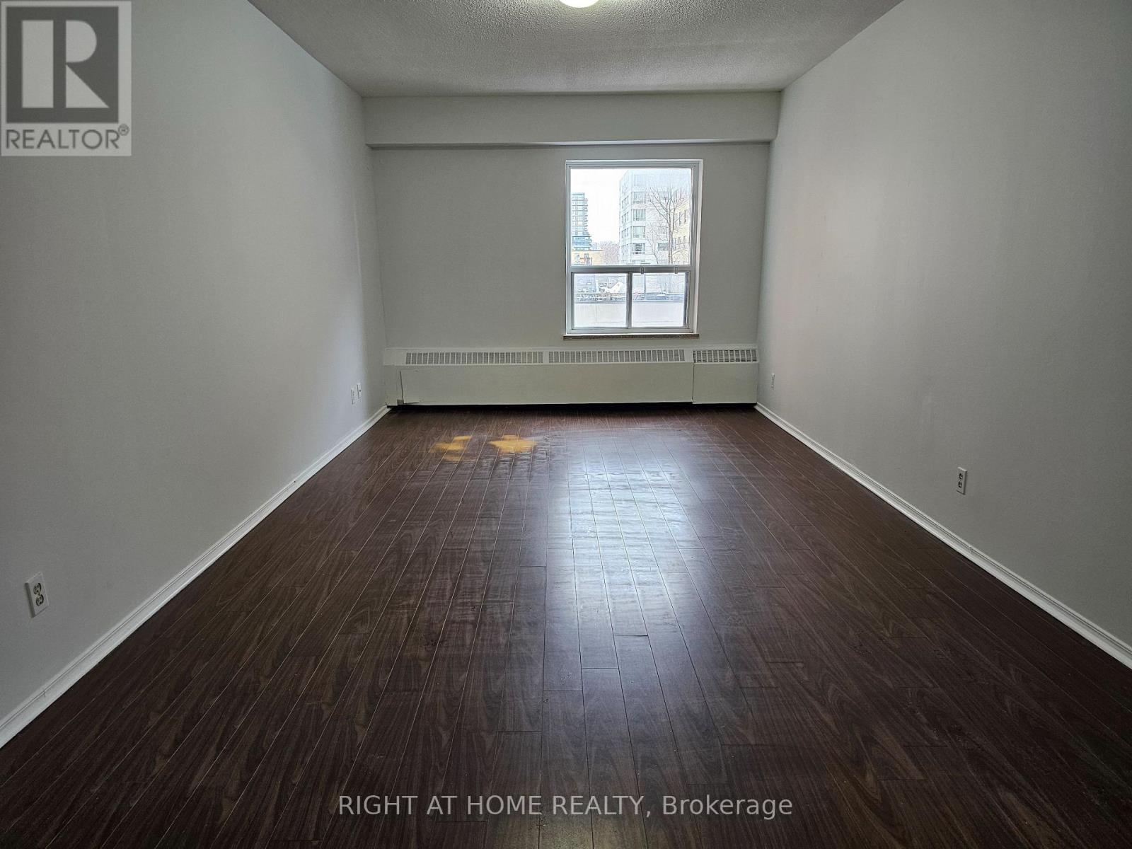 307 - 1801 Eglinton Avenue W, Toronto, Ontario  M6E 2H7 - Photo 6 - C12666034