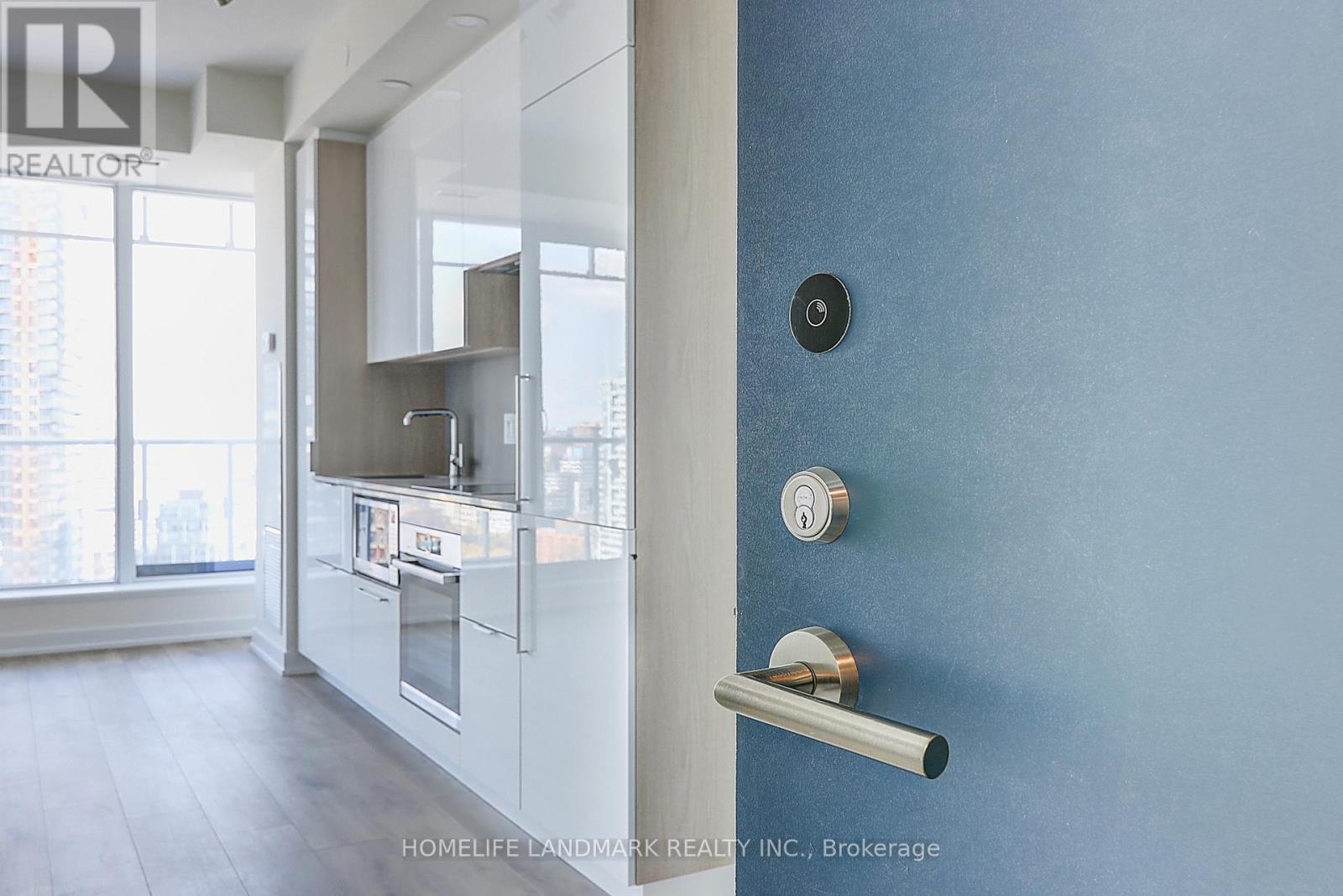 2808 - 28 Freeland Street, Toronto, Ontario  M5E 0E3 - Photo 2 - C12666112