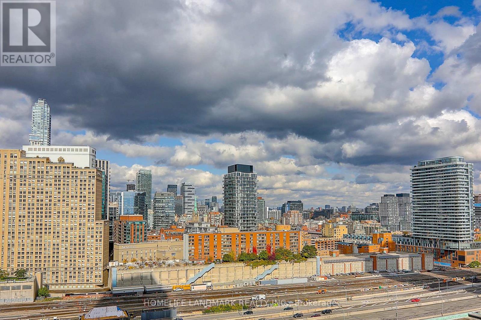 2808 - 28 Freeland Street, Toronto, Ontario  M5E 0E3 - Photo 29 - C12666112