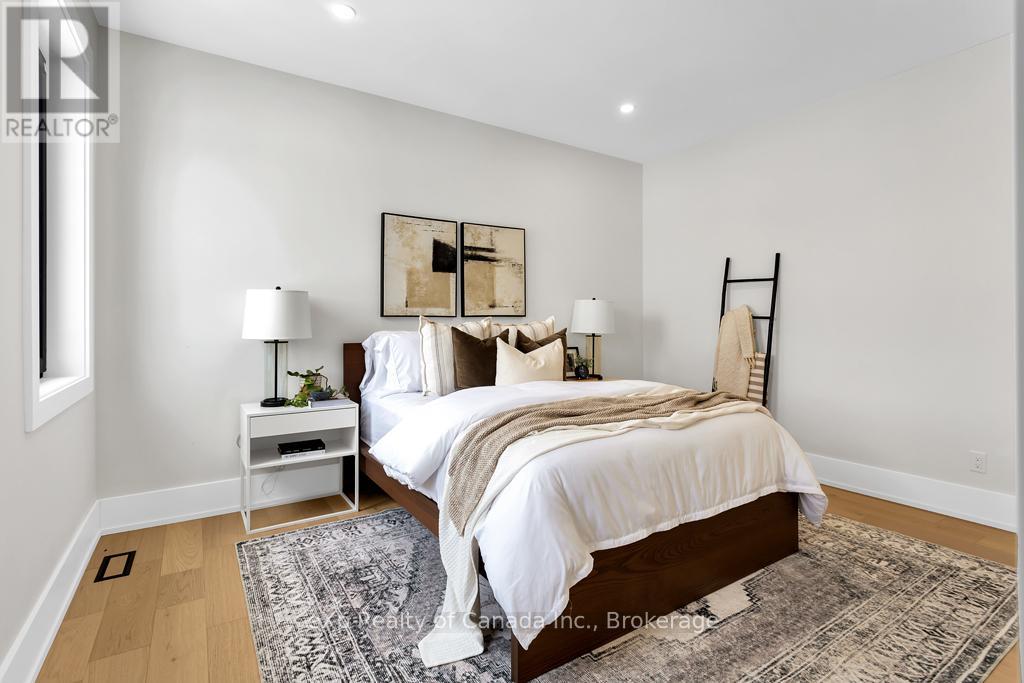 33 August Crescent, Norwich, Ontario  N0J 1R0 - Photo 31 - X12666140