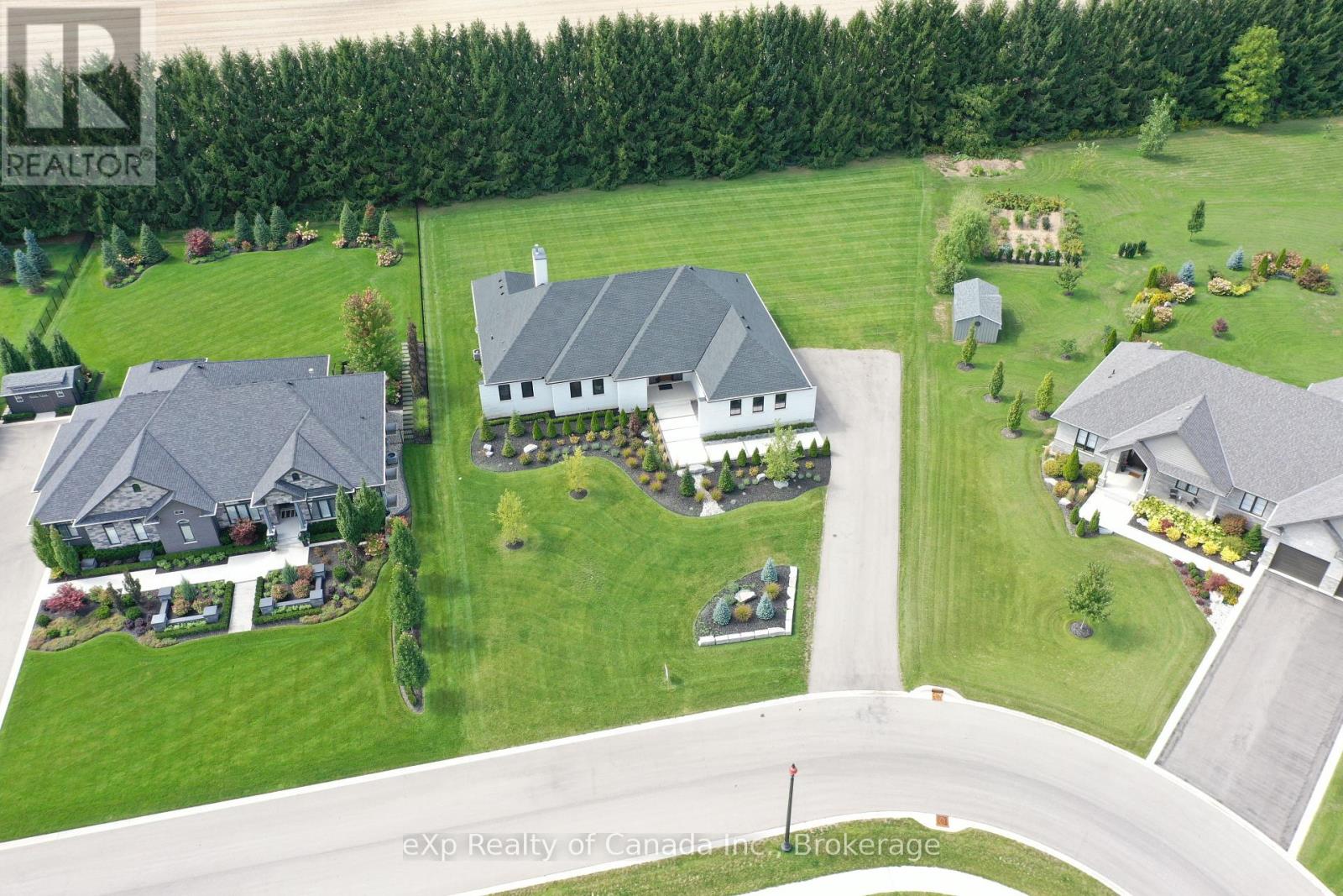 33 August Crescent, Norwich, Ontario  N0J 1R0 - Photo 5 - X12666140