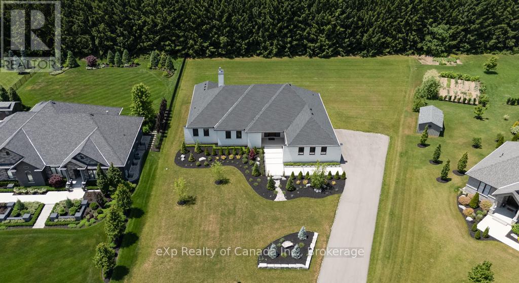 33 August Crescent, Norwich, Ontario  N0J 1R0 - Photo 4 - X12666140