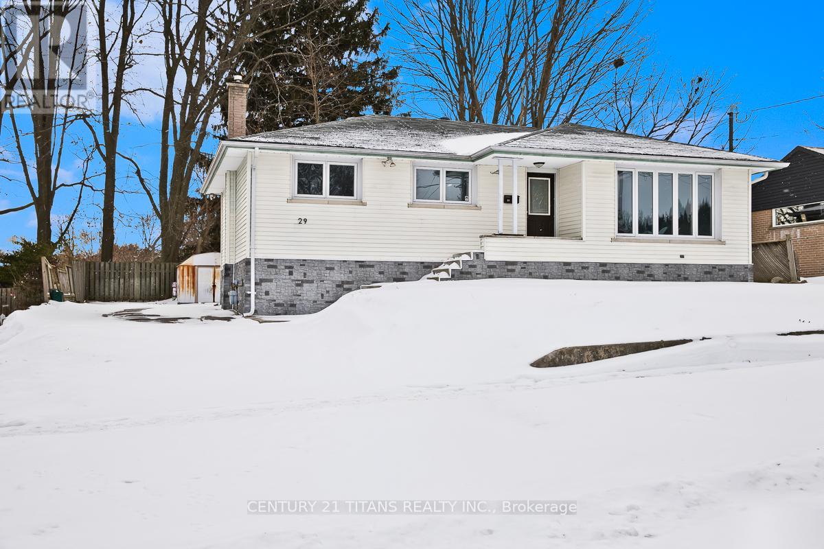 29 SWITZER DRIVE, Oshawa, Ontario