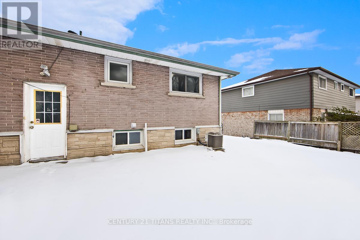 29 Switzer Drive, Oshawa, Ontario  L1G 3J2 - Photo 16 - E12666056