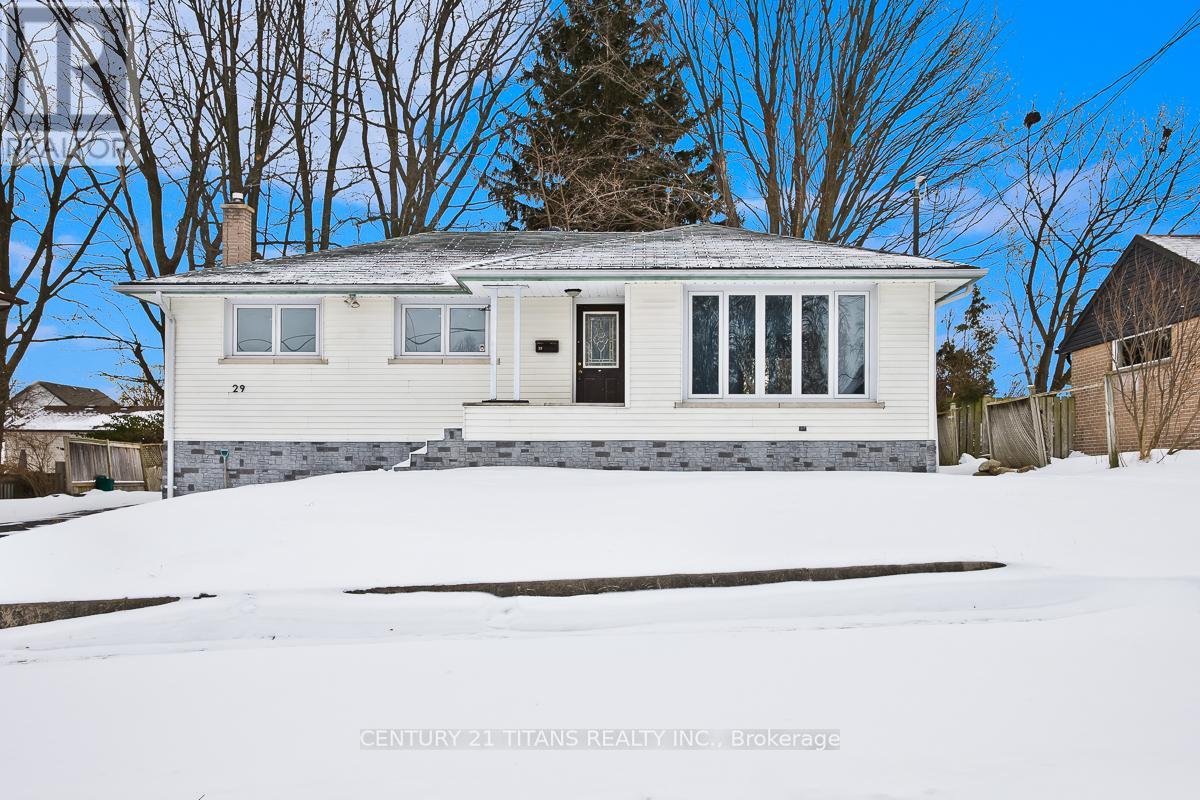 29 Switzer Drive, Oshawa, Ontario  L1G 3J2 - Photo 2 - E12666056