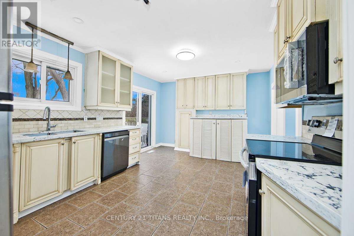 29 Switzer Drive, Oshawa, Ontario  L1G 3J2 - Photo 7 - E12666056