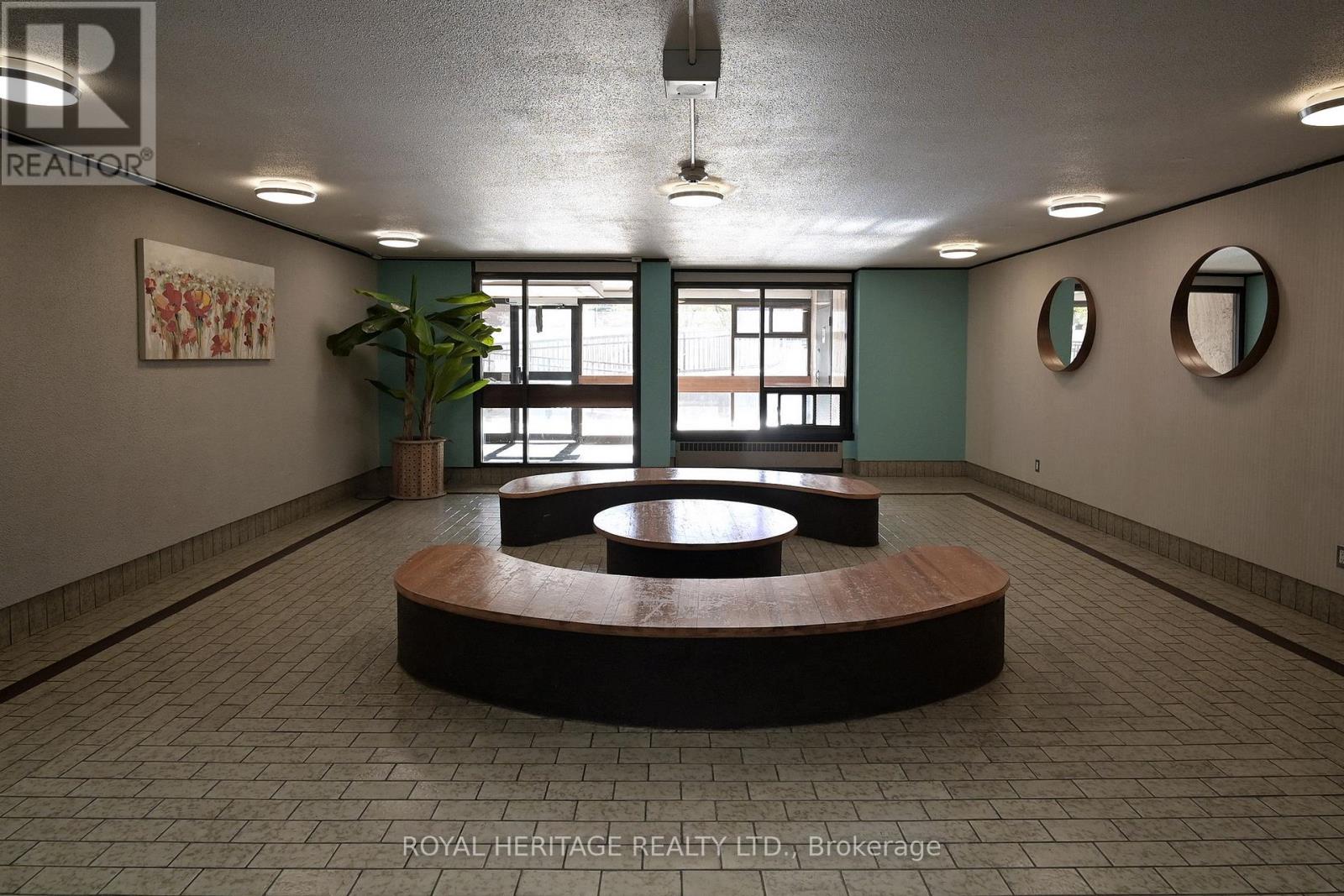 301 - 3 Massey Square, Toronto, Ontario  M4C 5L5 - Photo 4 - E12666078