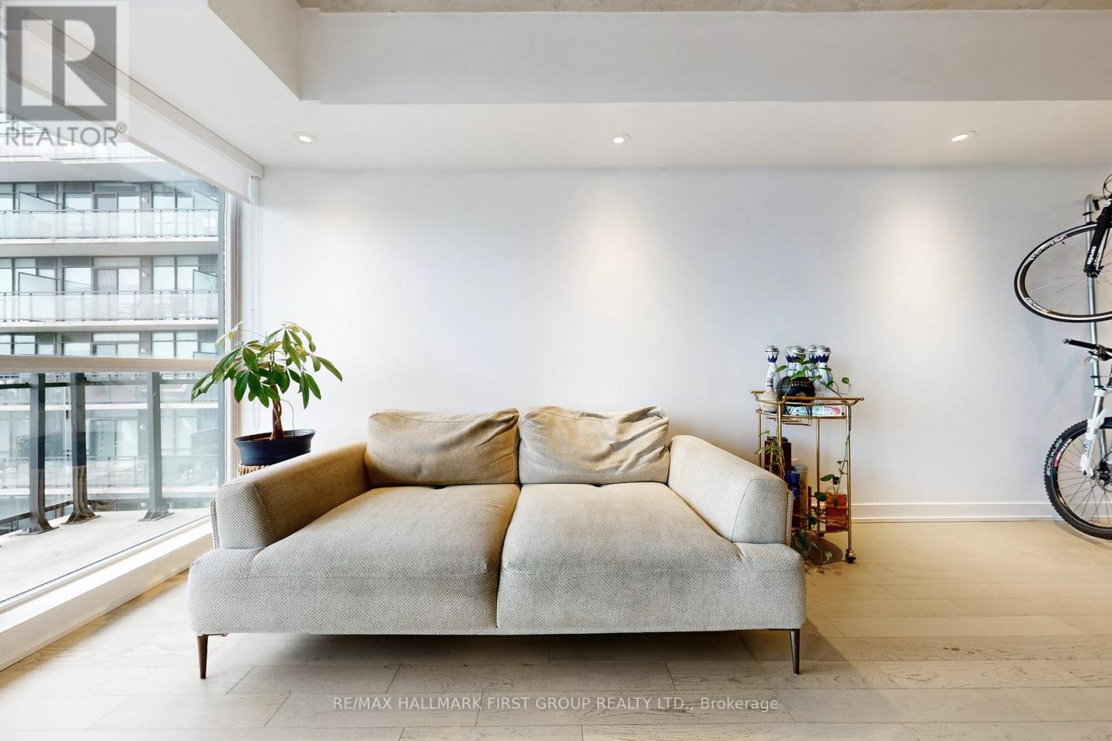 729 - 1190 Dundas Street E, Toronto, Ontario  M4M 2T1 - Photo 9 - E12666122