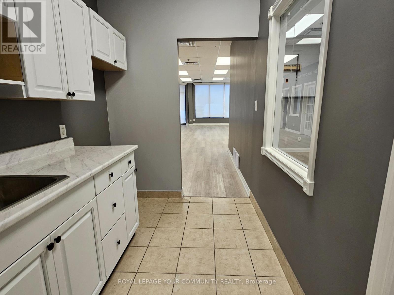 33 - 588 Edward Avenue, Richmond Hill, Ontario  L4C 9Y6 - Photo 14 - N12665952