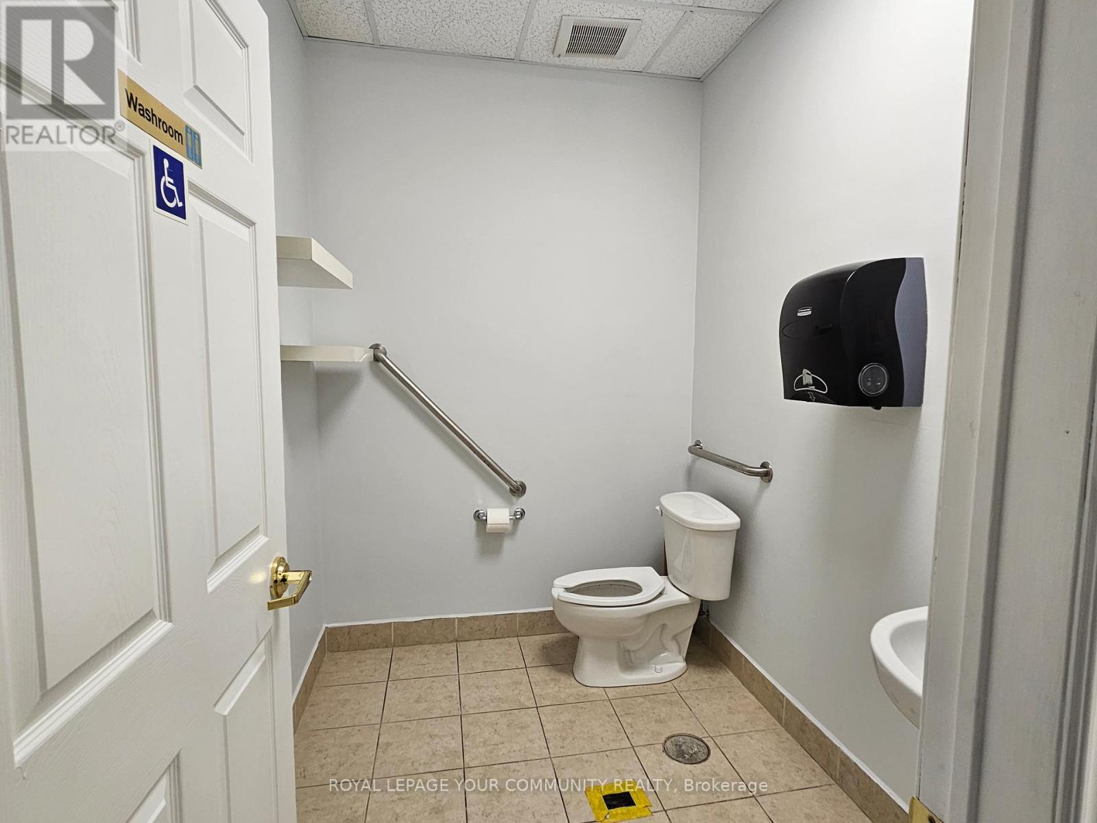 33 - 588 Edward Avenue, Richmond Hill, Ontario  L4C 9Y6 - Photo 25 - N12665952