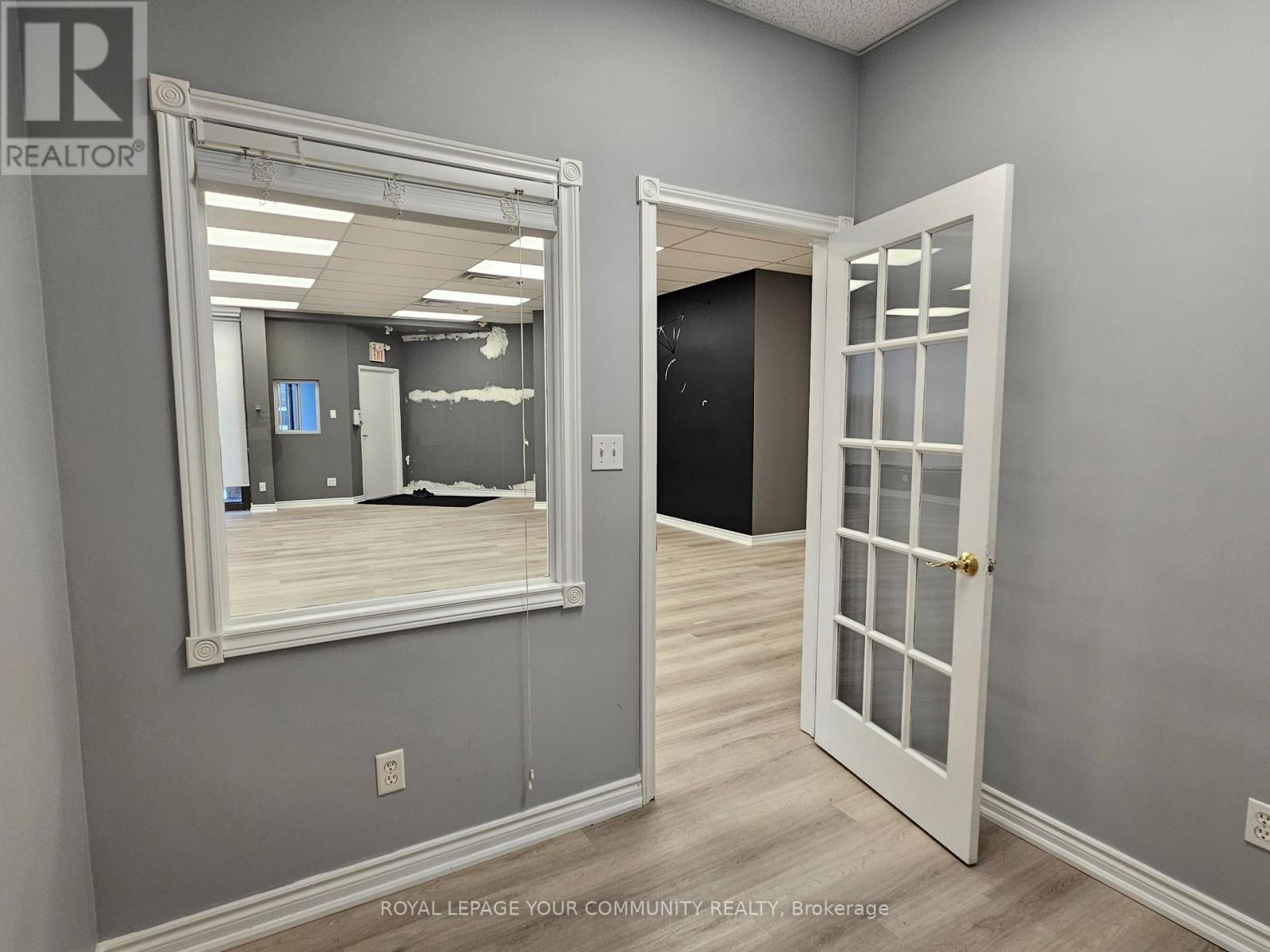 33 - 588 Edward Avenue, Richmond Hill, Ontario  L4C 9Y6 - Photo 7 - N12665952