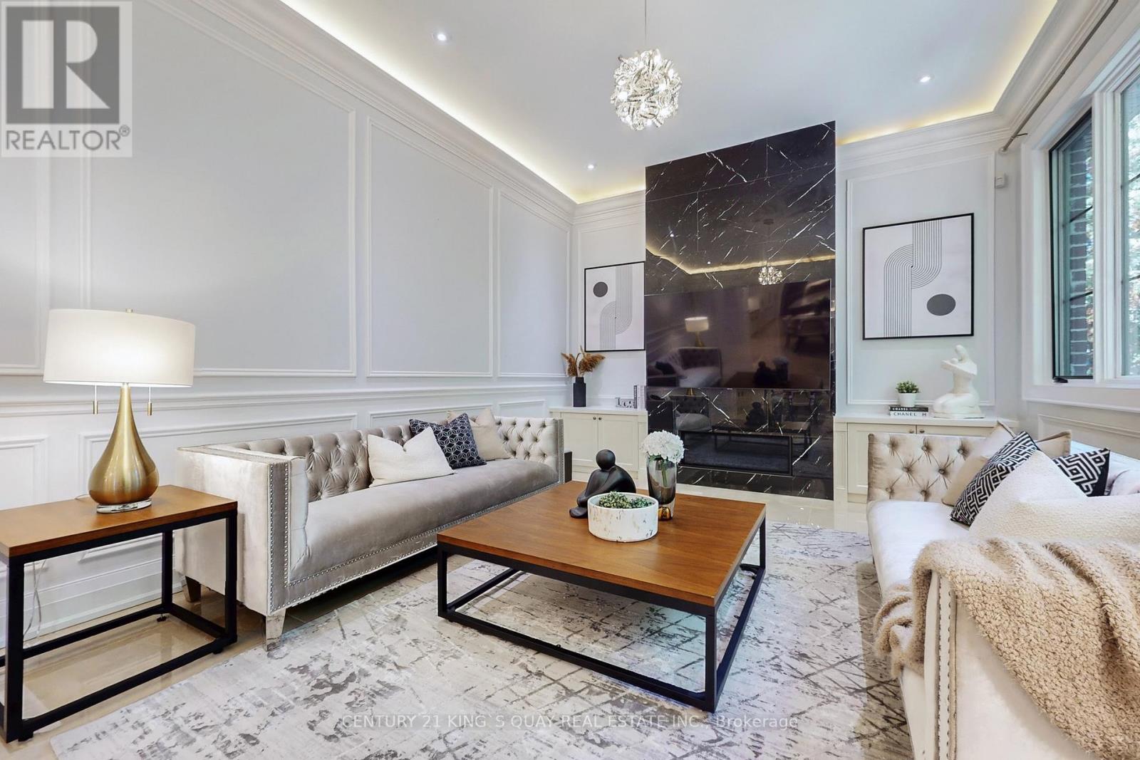 19 Blyth Street, Richmond Hill, Ontario  L4E 2Y2 - Photo 7 - N12665954