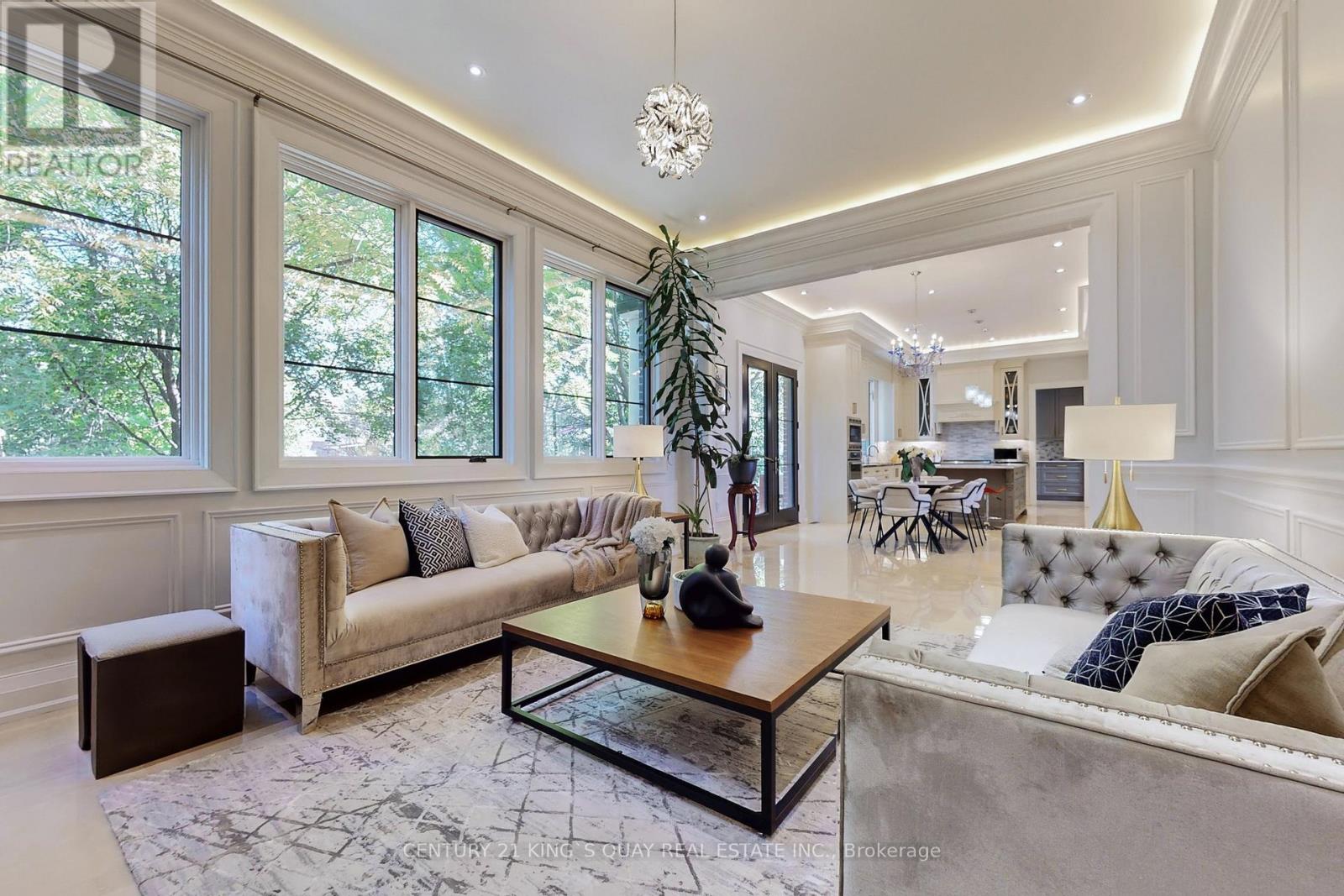 19 Blyth Street, Richmond Hill, Ontario  L4E 2Y2 - Photo 8 - N12665954