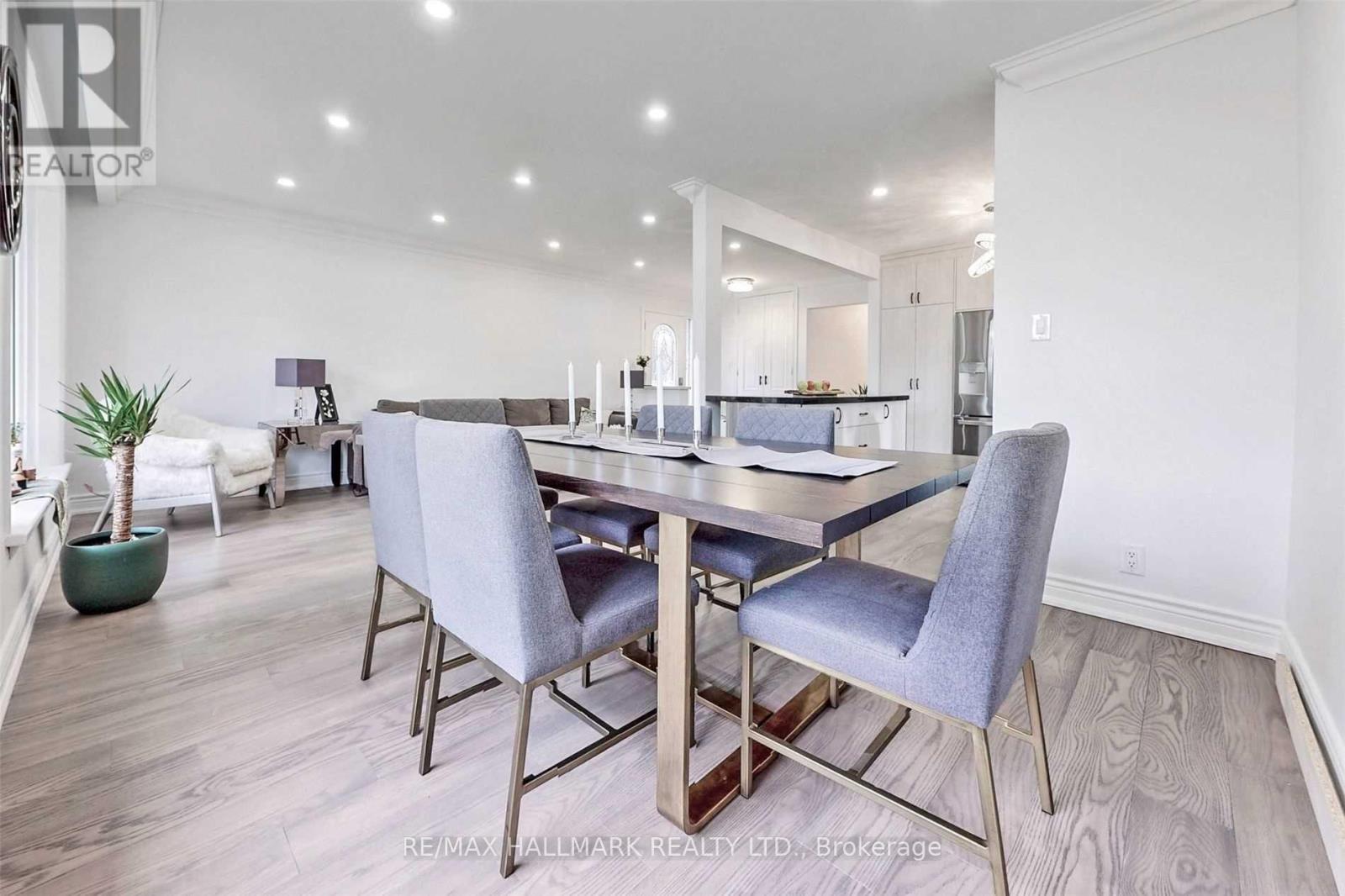 214 Altamira Road, Richmond Hill, Ontario  L4C 4E1 - Photo 13 - N12665972