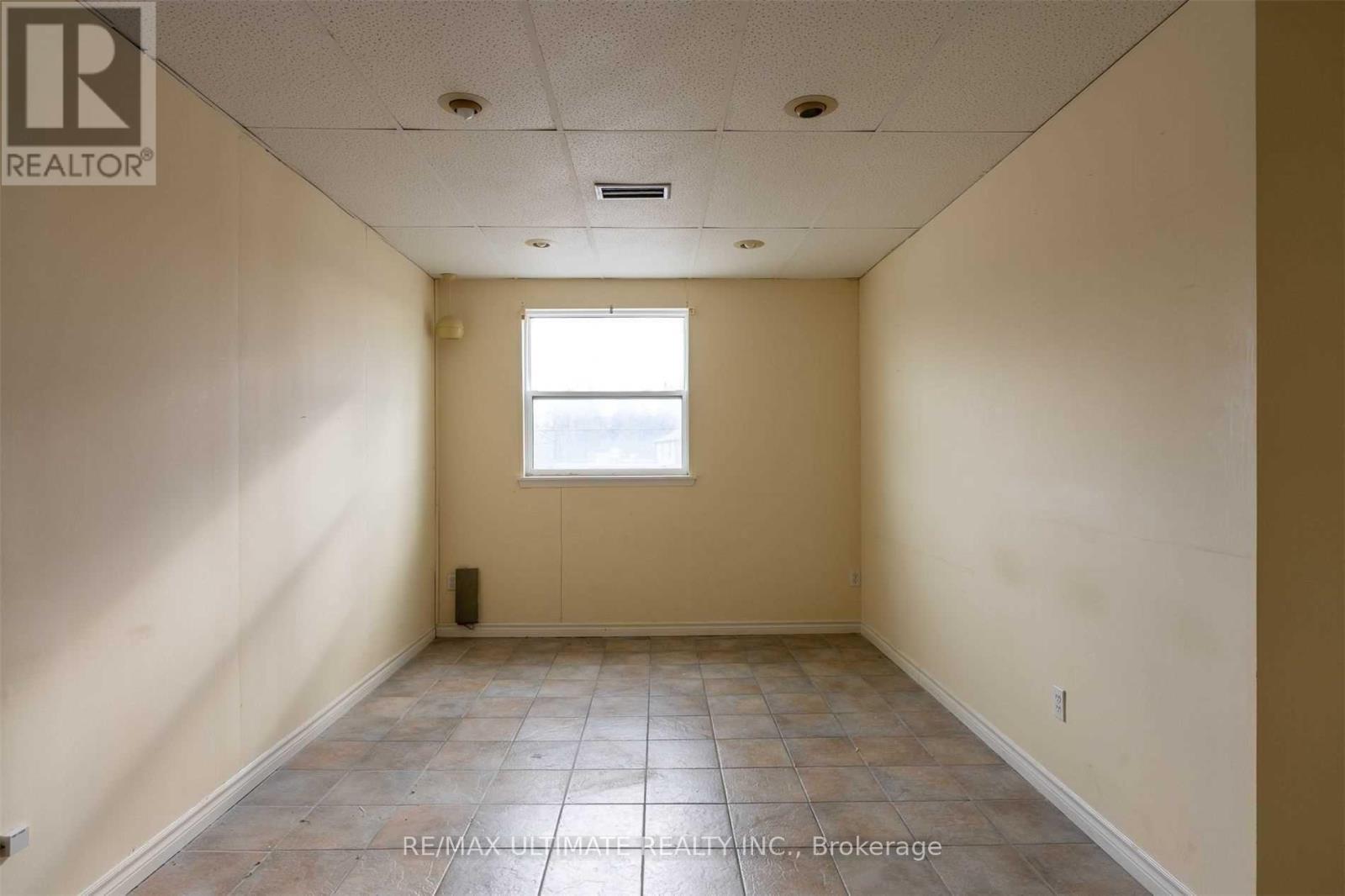 203 - 4418 Highway 7 Street E, Markham, Ontario  L3R 1M2 - Photo 4 - N12666060