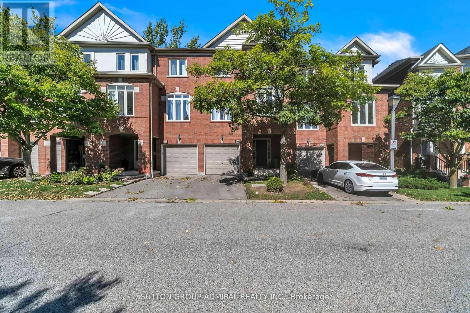64 - 255 Shaftsbury Avenue, Richmond Hill, Ontario  L4C 0L9 - Photo 1 - N12666110