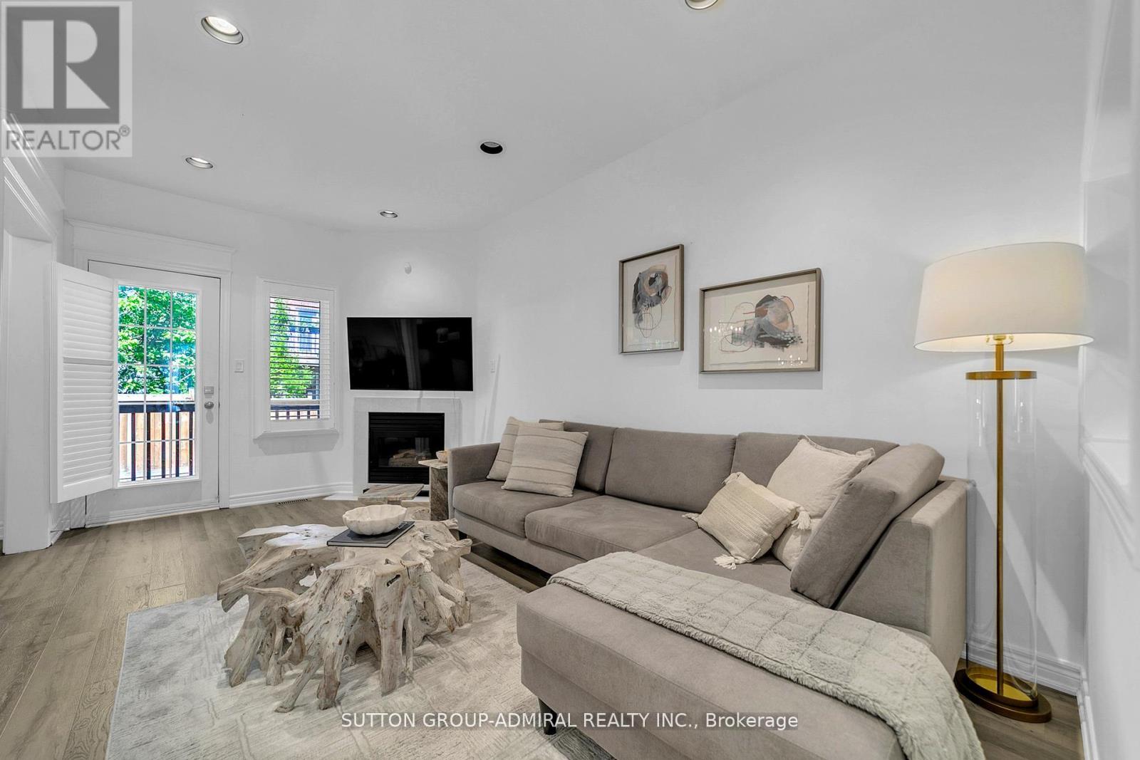 64 - 255 Shaftsbury Avenue, Richmond Hill, Ontario  L4C 0L9 - Photo 7 - N12666110