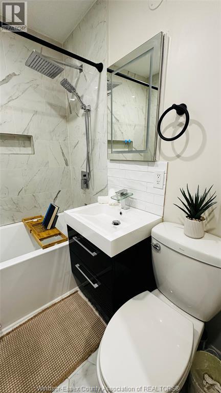 3519 Tecumseh Road West, Windsor, Ontario  N9C 2B6 - Photo 11 - 26000253