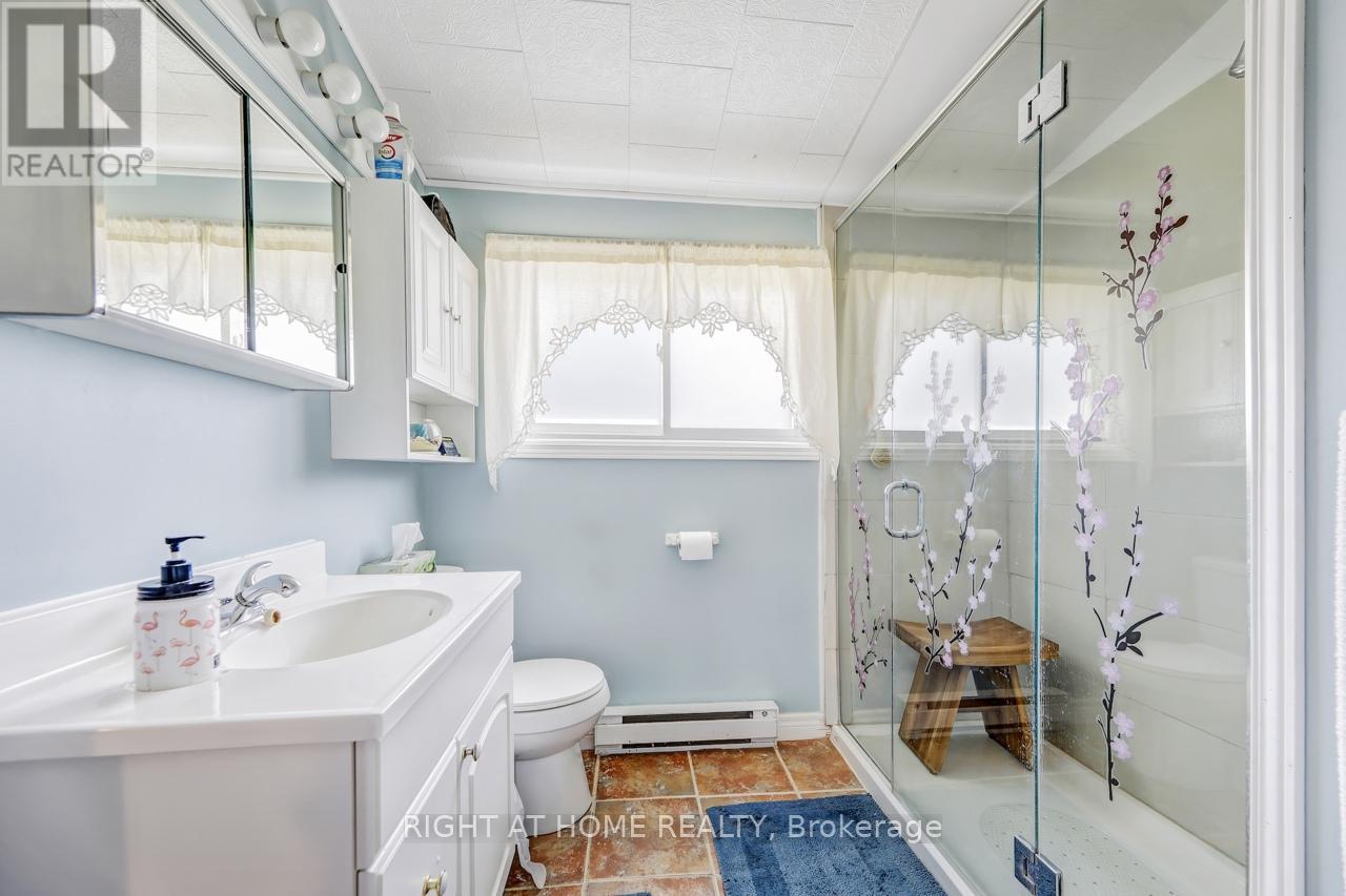 24 Brennan Avenue, Barrie, Ontario  L4N 3X3 - Photo 10 - S12665924