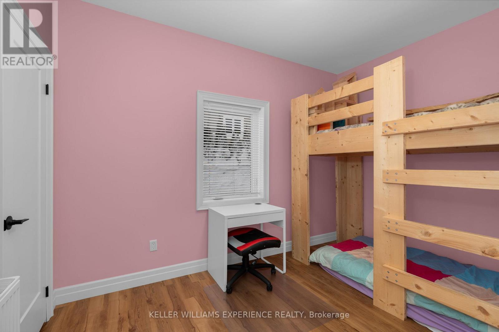 24 Rue Helene, Tiny (Lafontaine), Ontario  L9M 0H1 - Photo 9 - S12665958