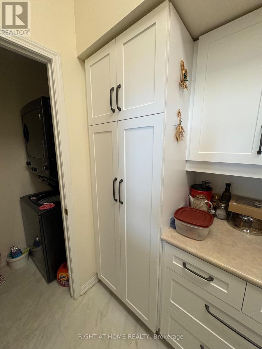 109 - 94 Dean Avenue, Barrie, Ontario  L4N 0M3 - Photo 12 - S12666114