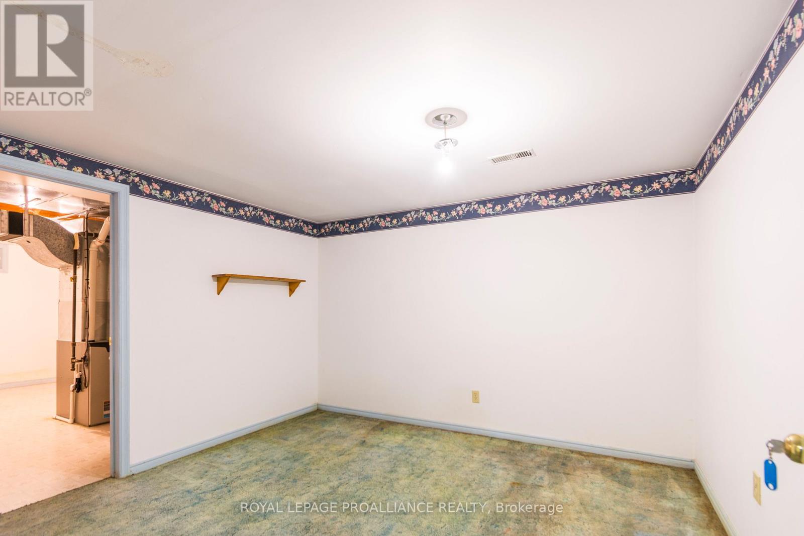 37 Dungannon Drive, Belleville, Ontario  K8P 5E7 - Photo 35 - X12491006