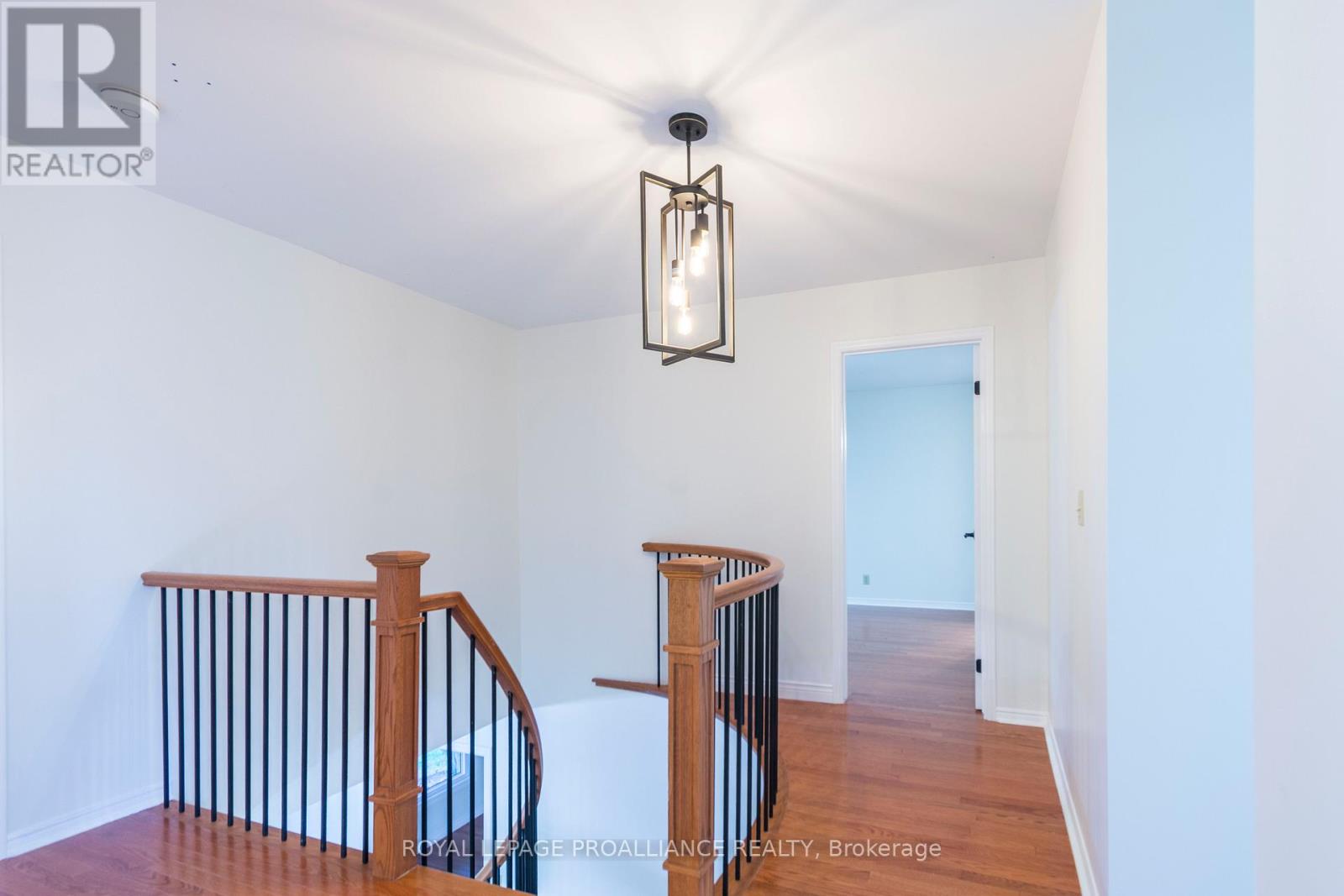 37 Dungannon Drive, Belleville, Ontario  K8P 5E7 - Photo 22 - X12491006