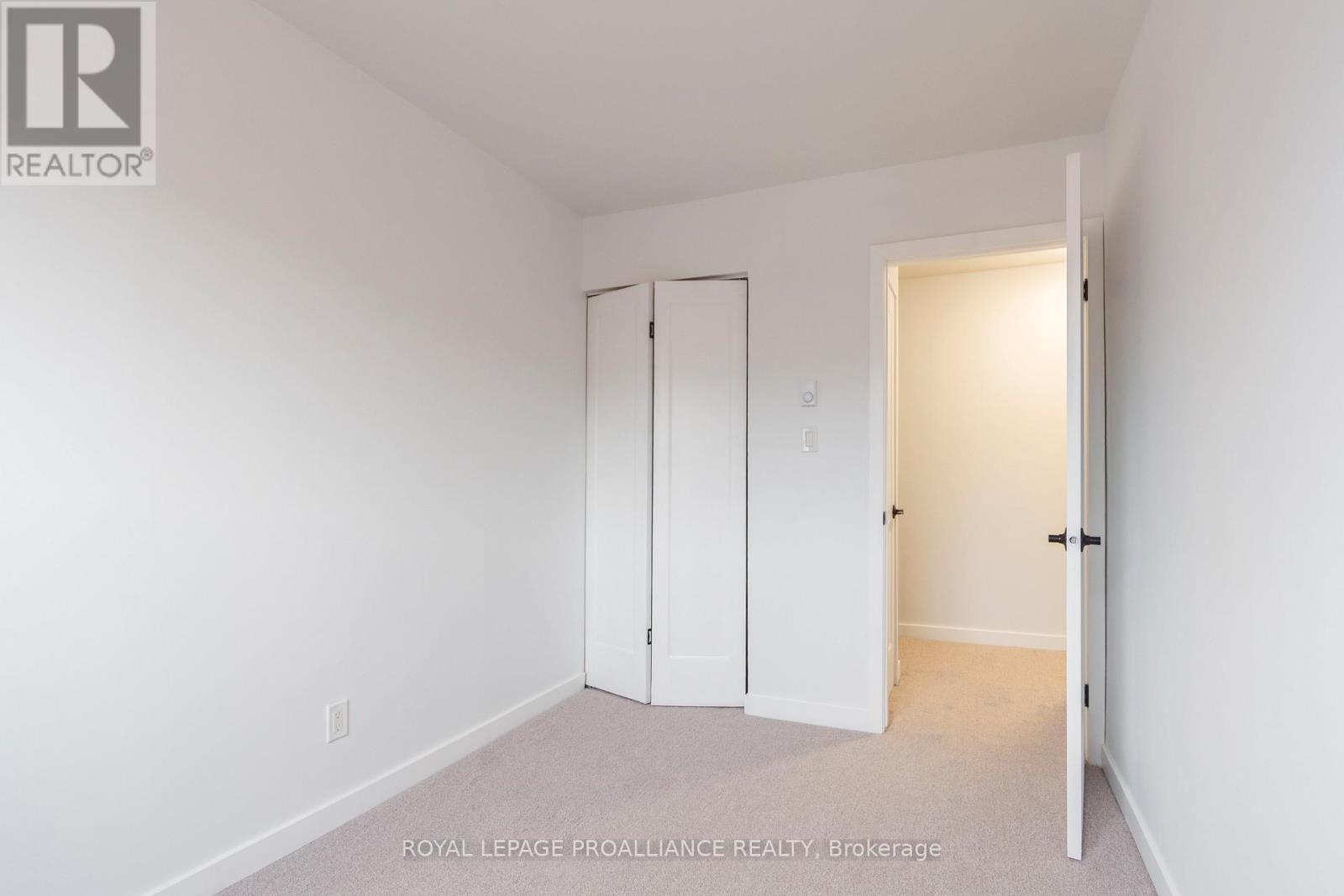 19 - 15 Tracey Park Drive, Belleville, Ontario  K8P 4R4 - Photo 16 - X12509280